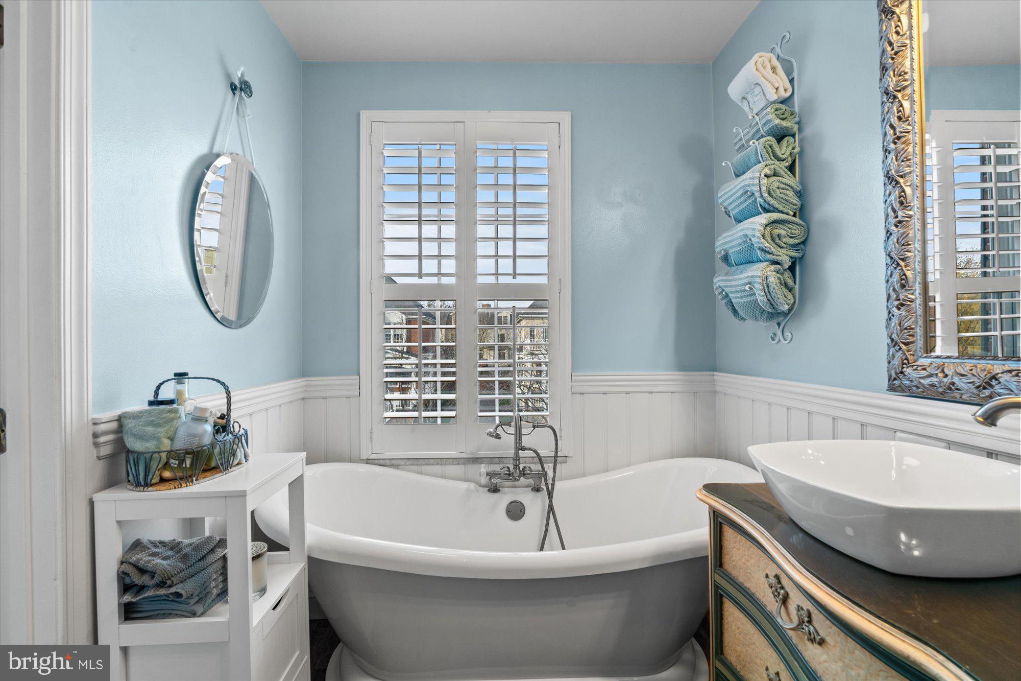 CAMERON STATION - Residential