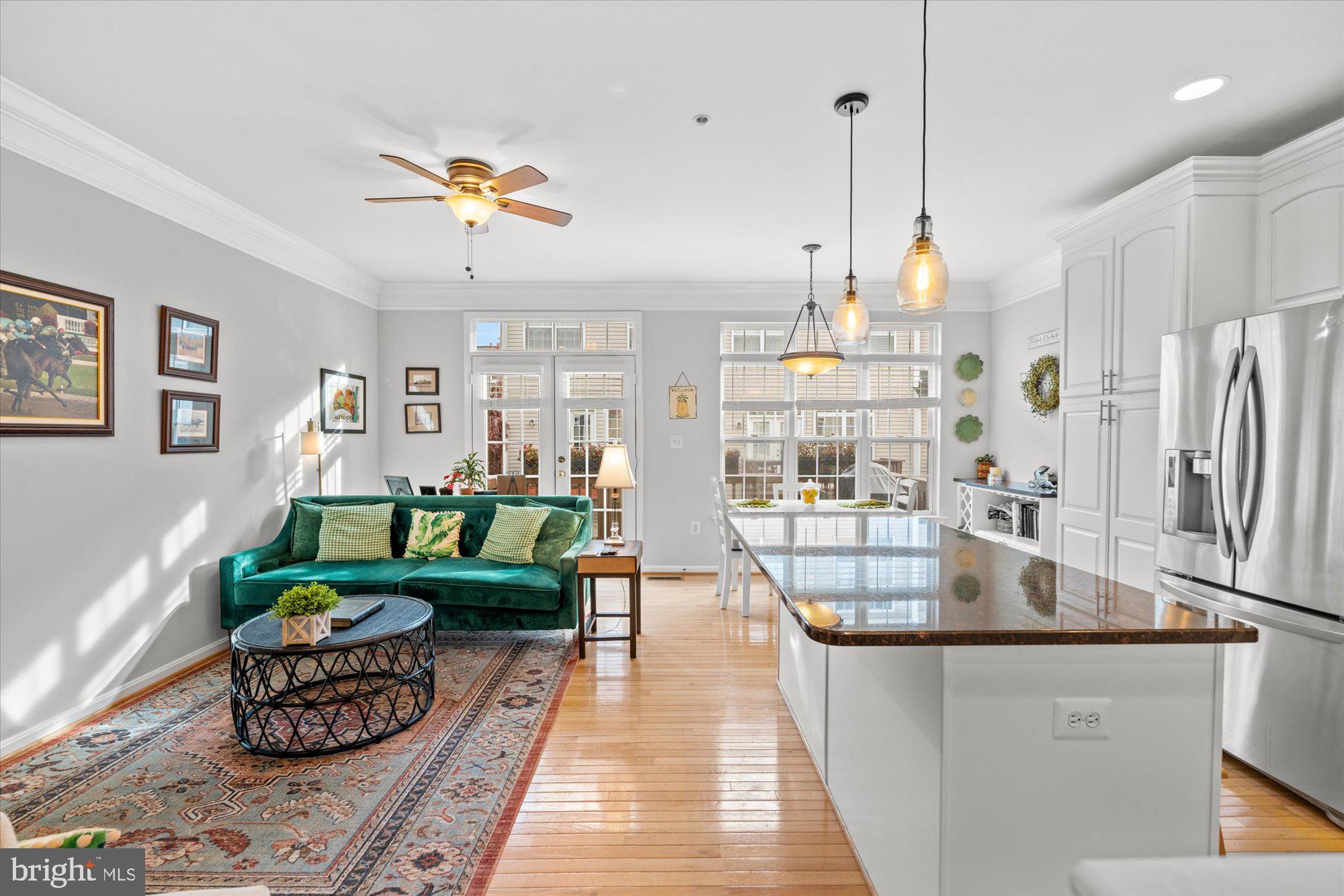 CAMERON STATION - Residential