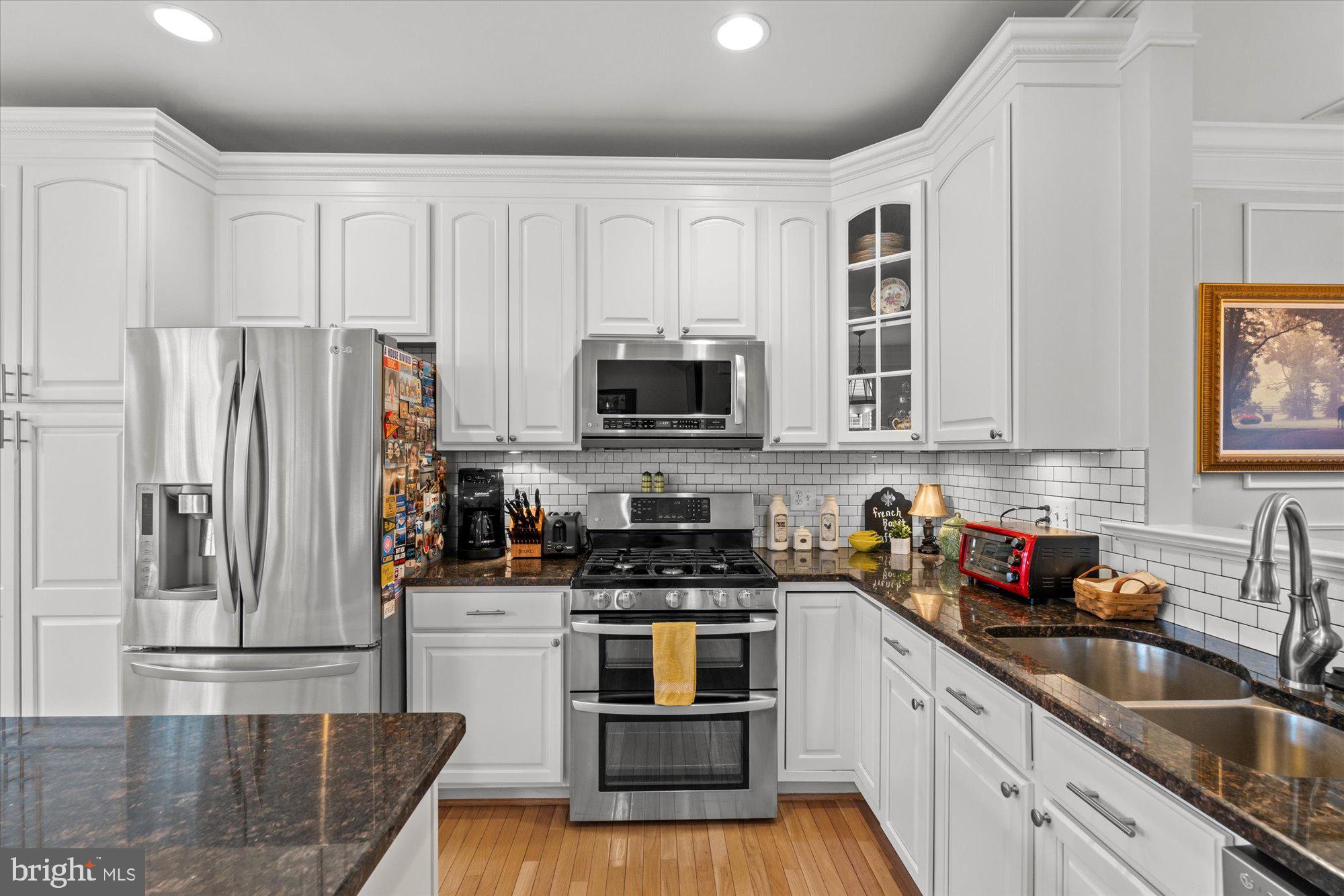 CAMERON STATION - Residential