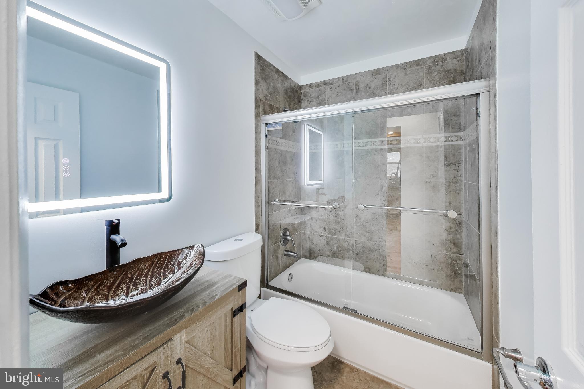 DALE CITY - Residential