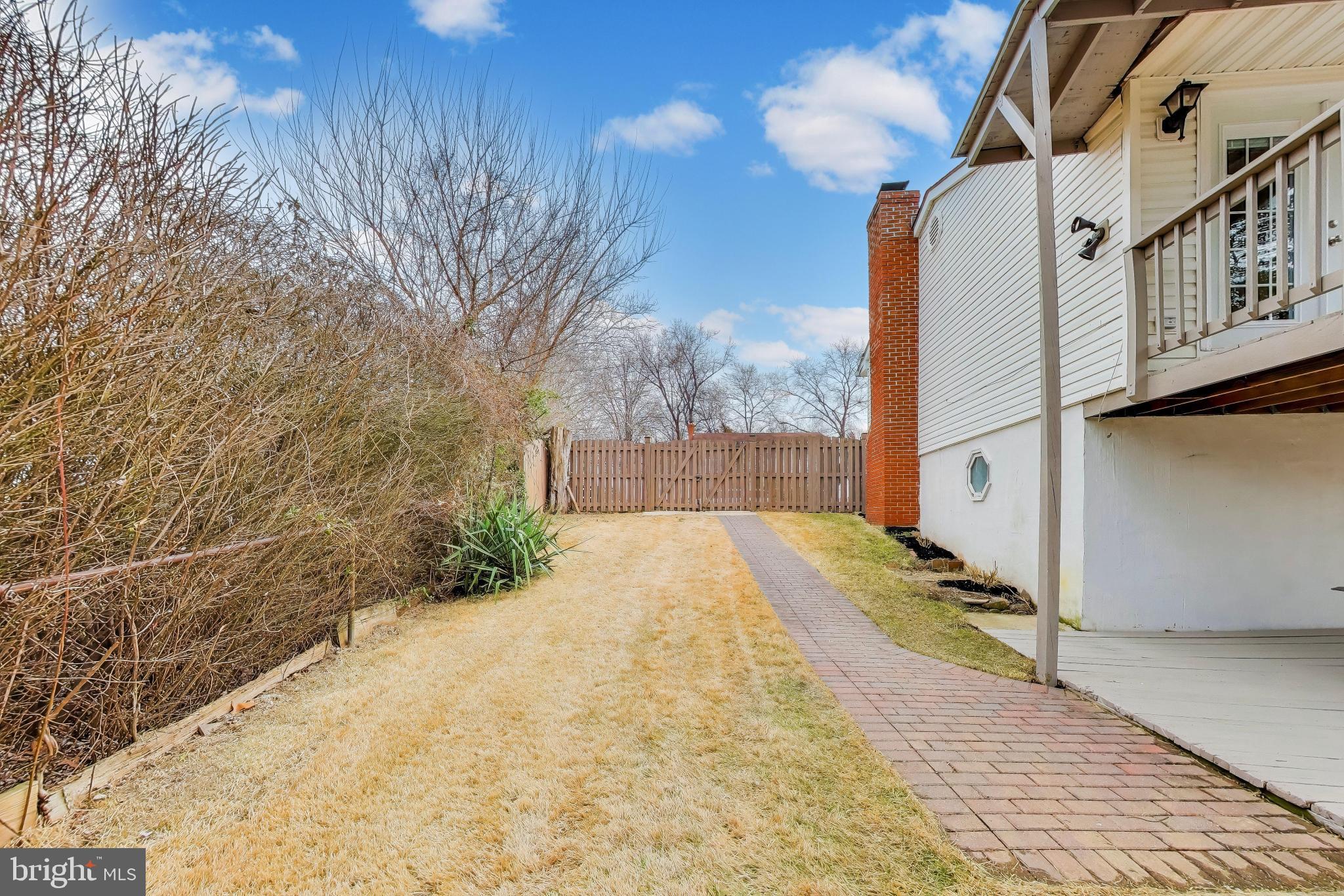 DALE CITY - Residential