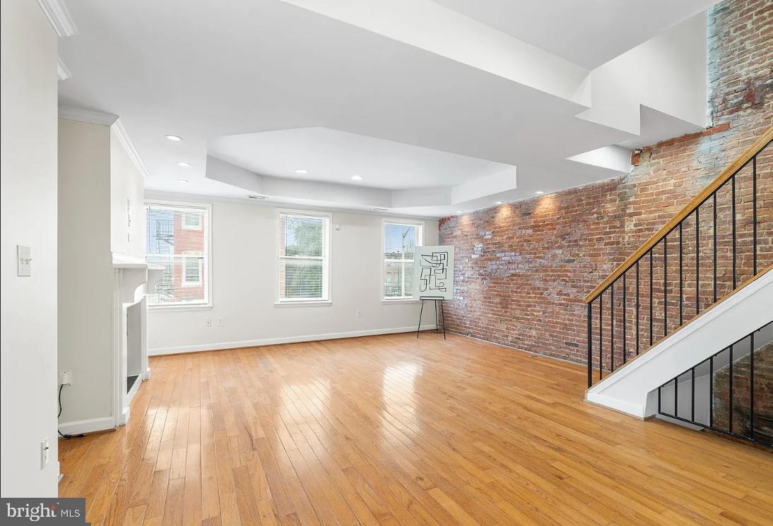 UPTON - Residential Lease