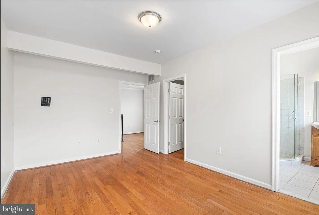 UPTON - Residential Lease