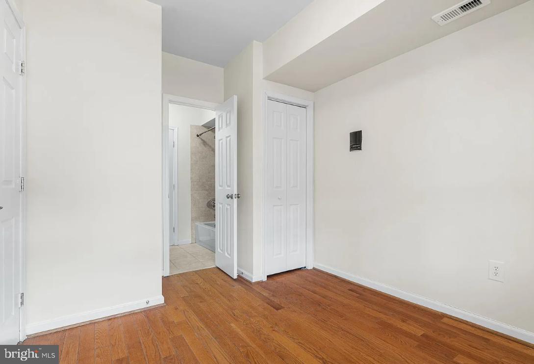 UPTON - Residential Lease