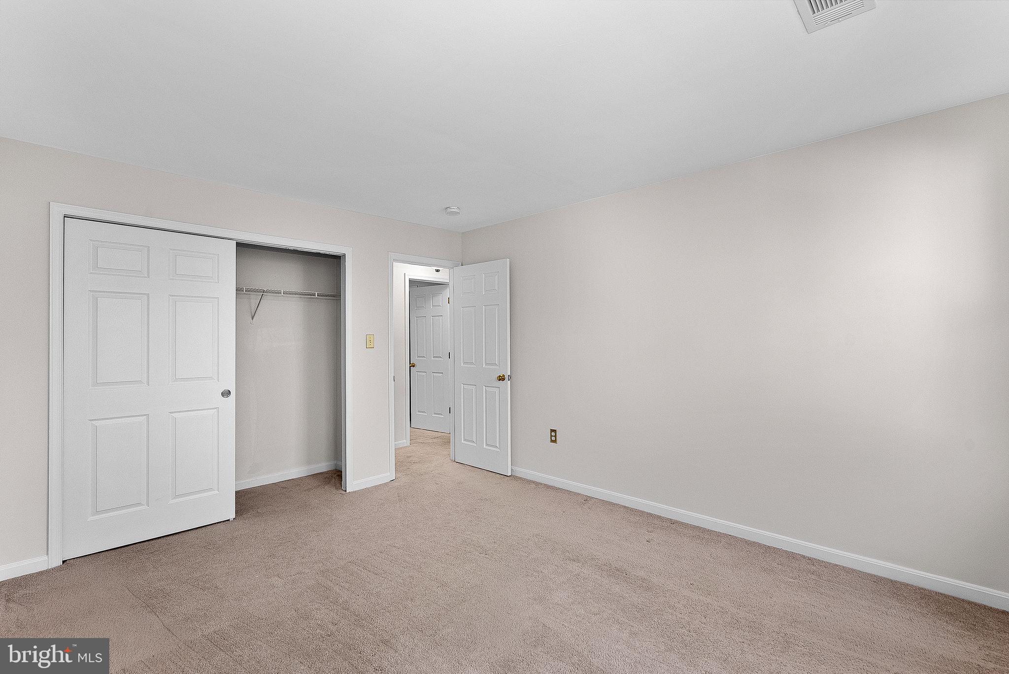 OLD WATERFORD KNOLL - Residential