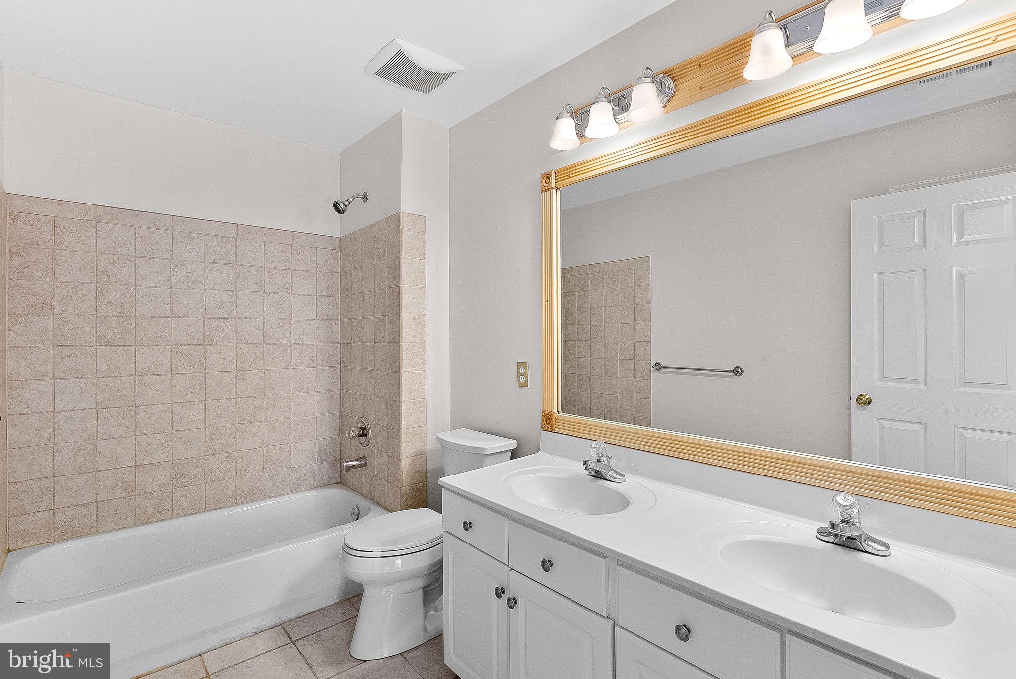 OLD WATERFORD KNOLL - Residential