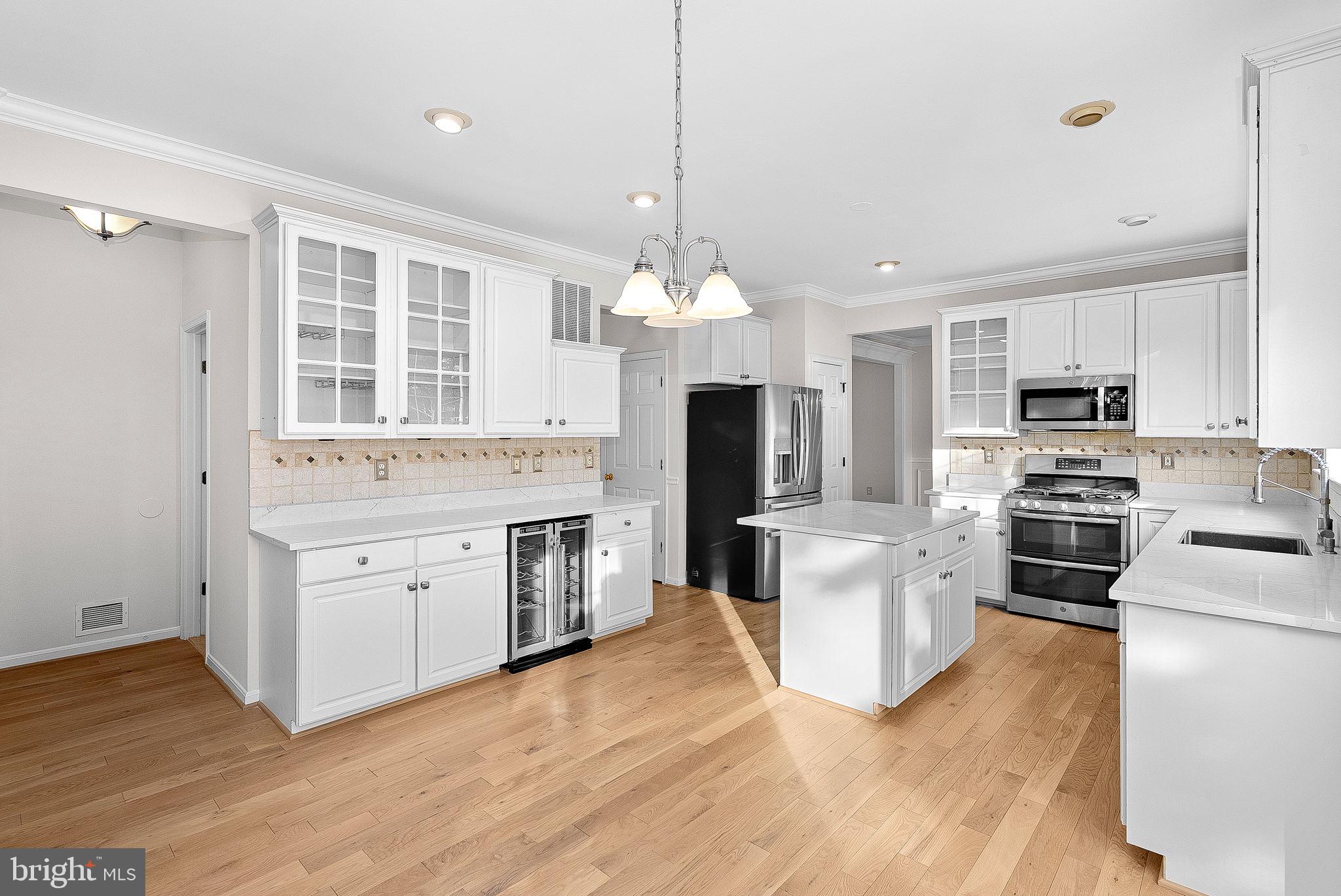 OLD WATERFORD KNOLL - Residential