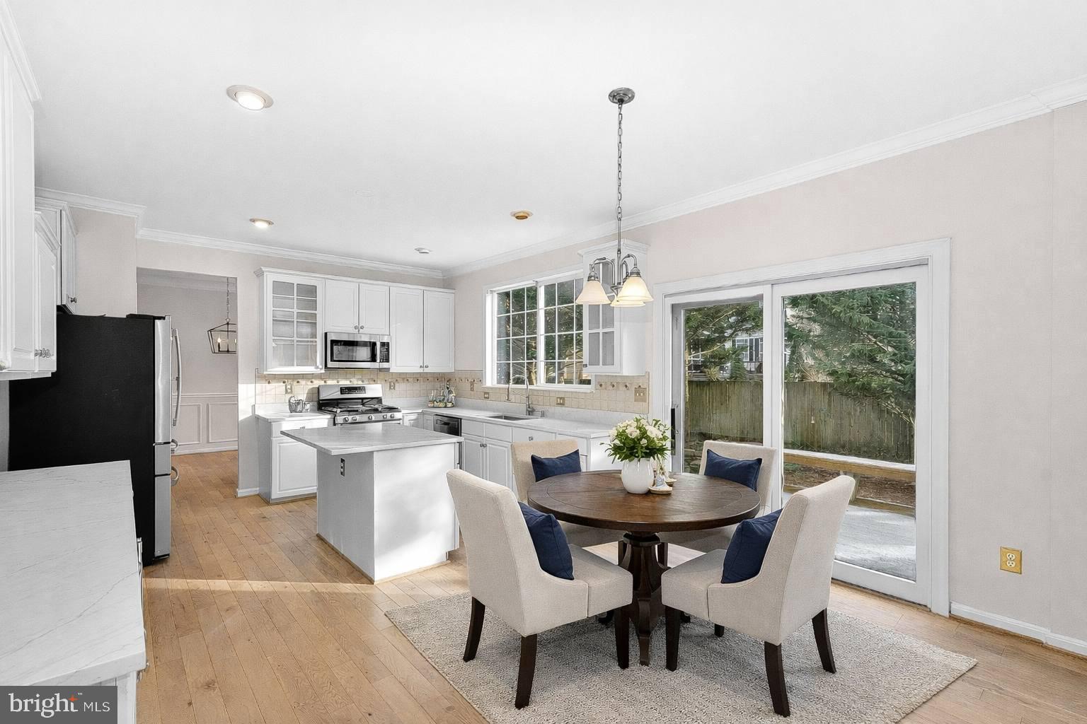 OLD WATERFORD KNOLL - Residential