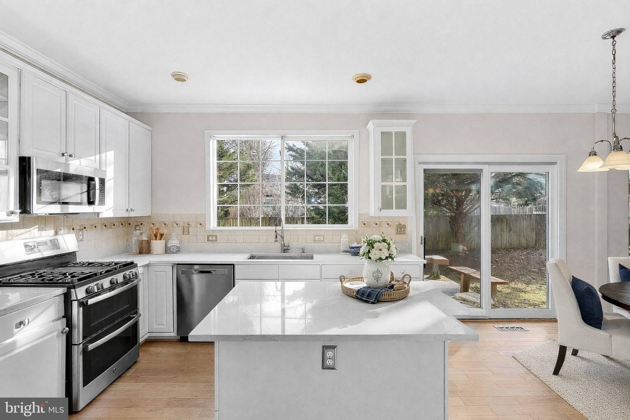 OLD WATERFORD KNOLL - Residential