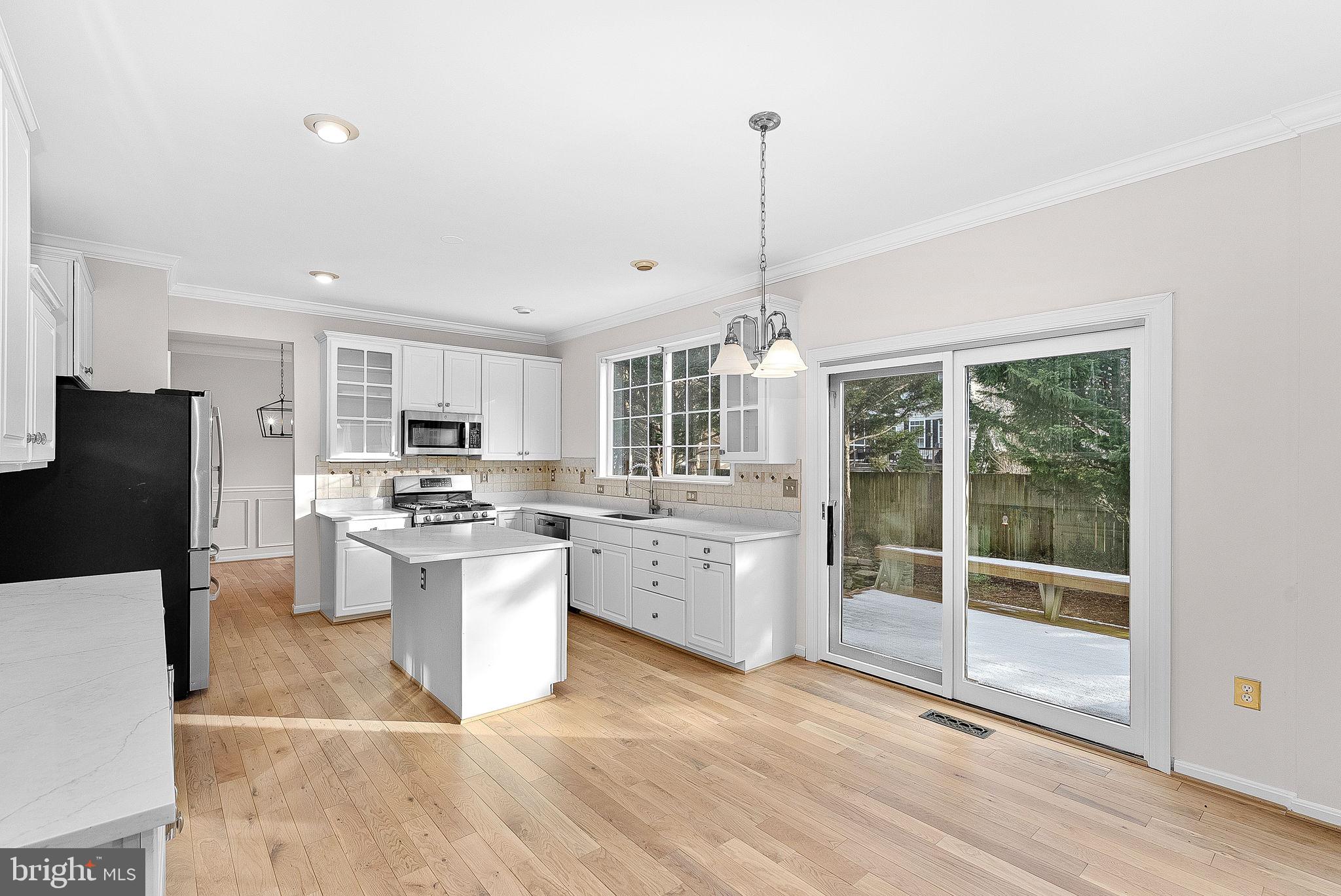 OLD WATERFORD KNOLL - Residential