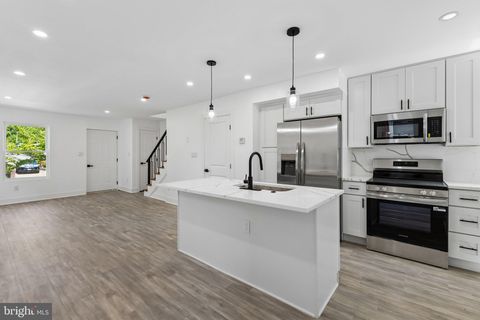 Tiny photo for 4627 H Street SE, WASHINGTON, DC 20019 (MLS # DCDC2259574)