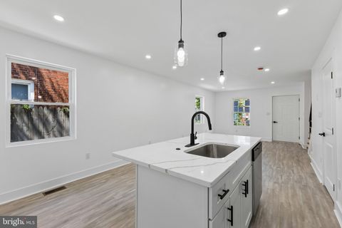 Tiny photo for 4627 H Street SE, WASHINGTON, DC 20019 (MLS # DCDC2259574)