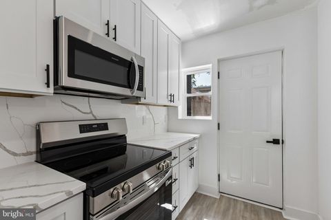 Tiny photo for 4627 H Street SE, WASHINGTON, DC 20019 (MLS # DCDC2259574)