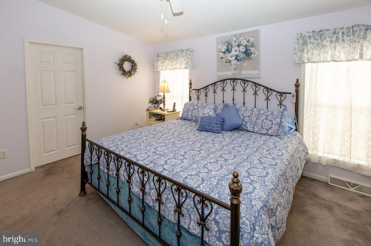 WILLOW RUN - Residential