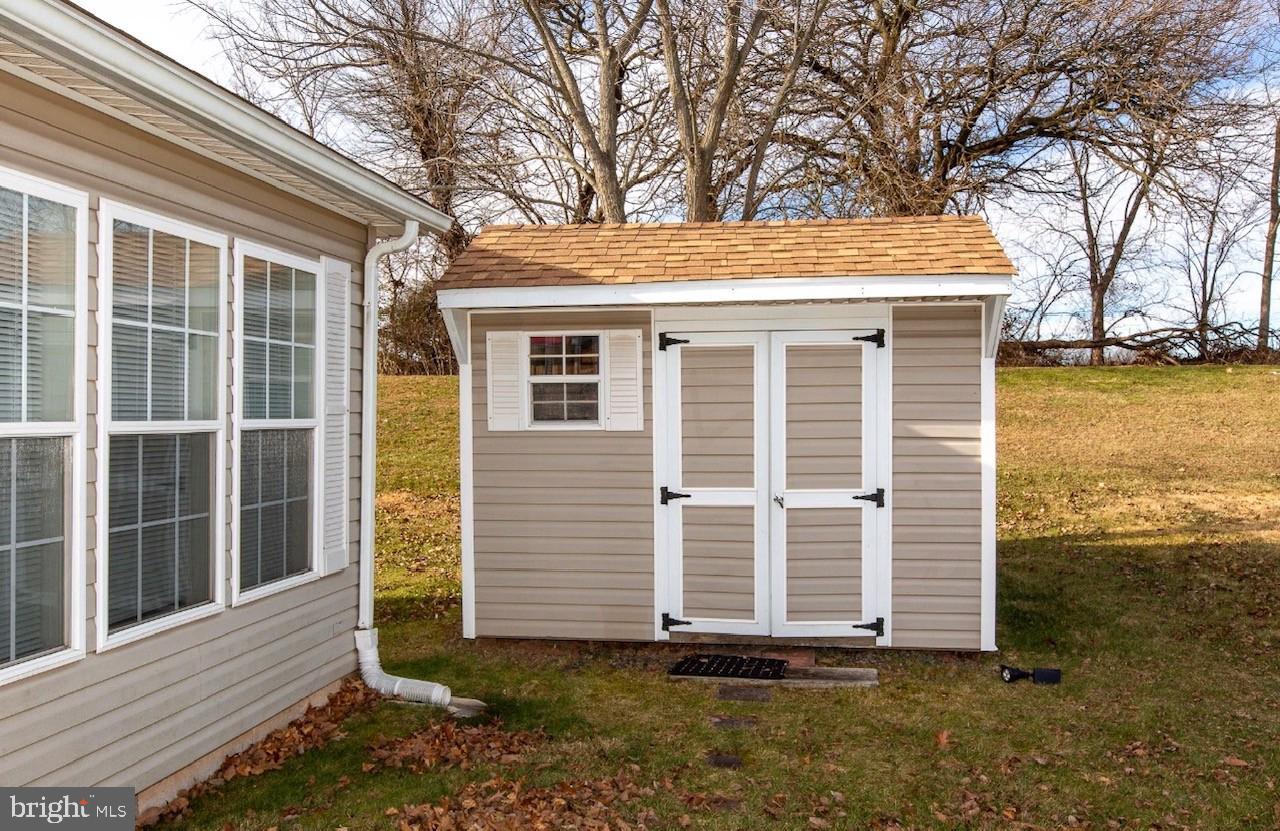 WILLOW RUN - Residential