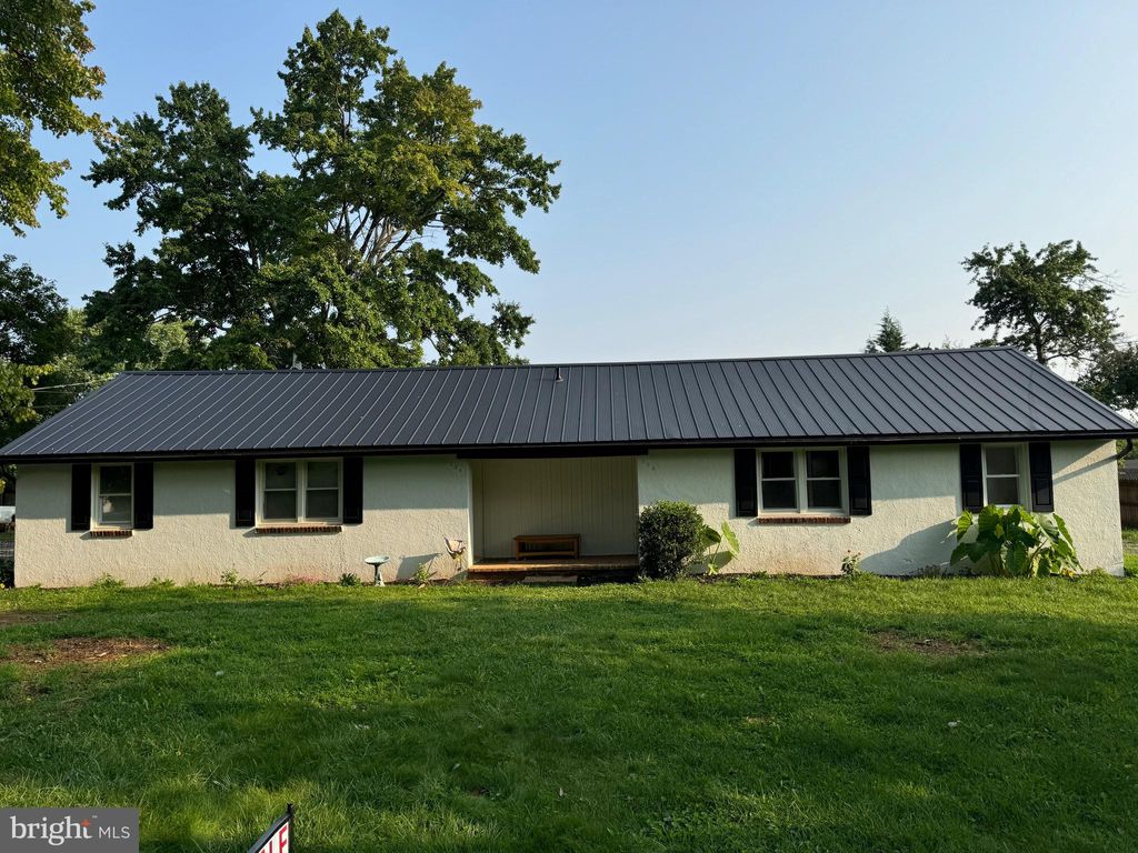 Photo of 256 W Ridge Road, NOTTINGHAM, PA 19362 (MLS # PACT2114978)