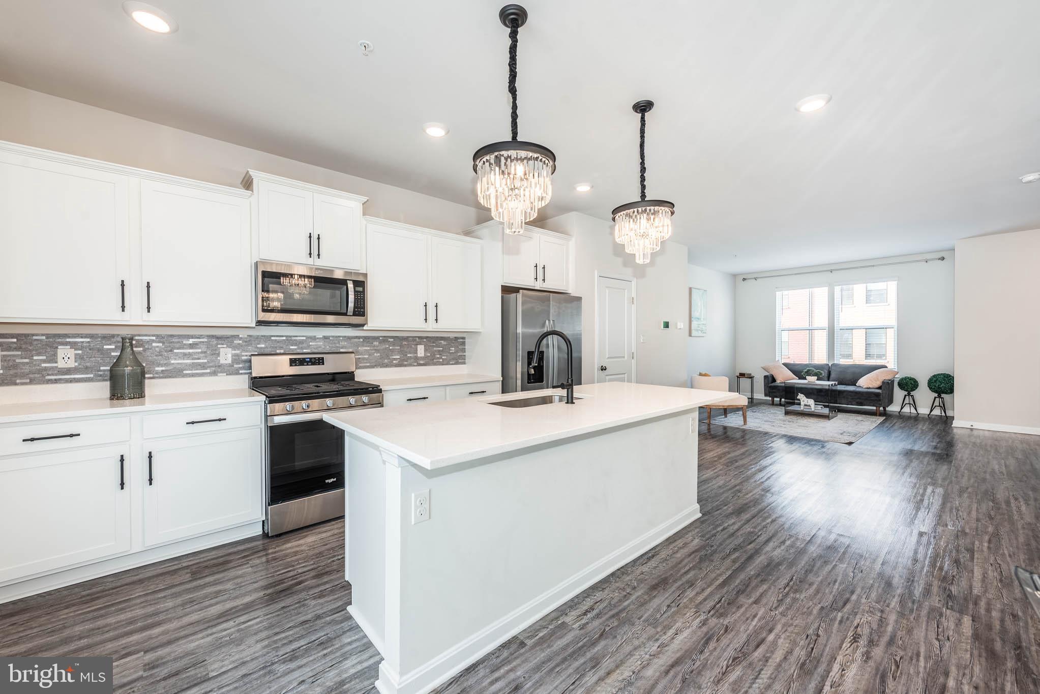 MEDFIELD - Residential