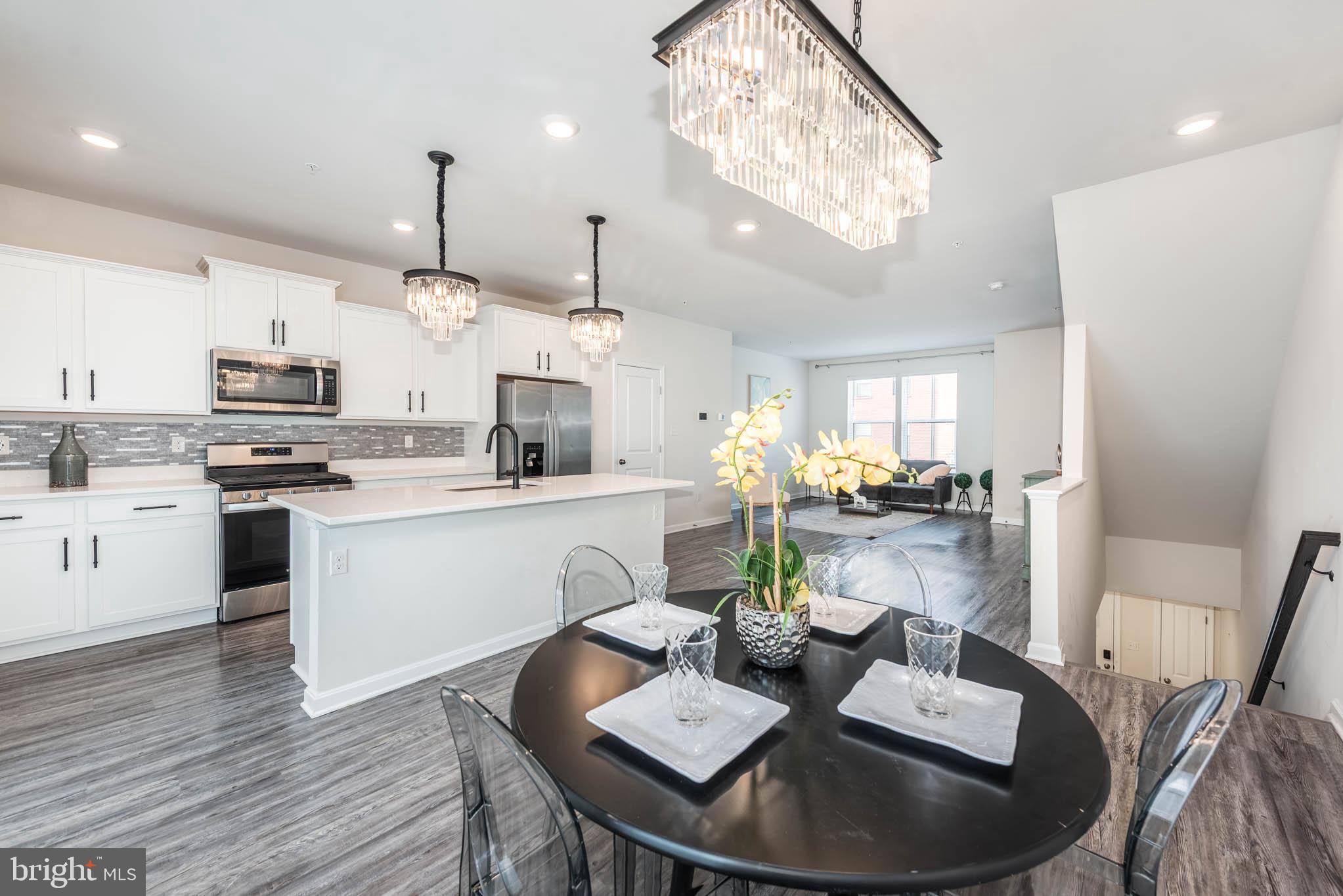 MEDFIELD - Residential