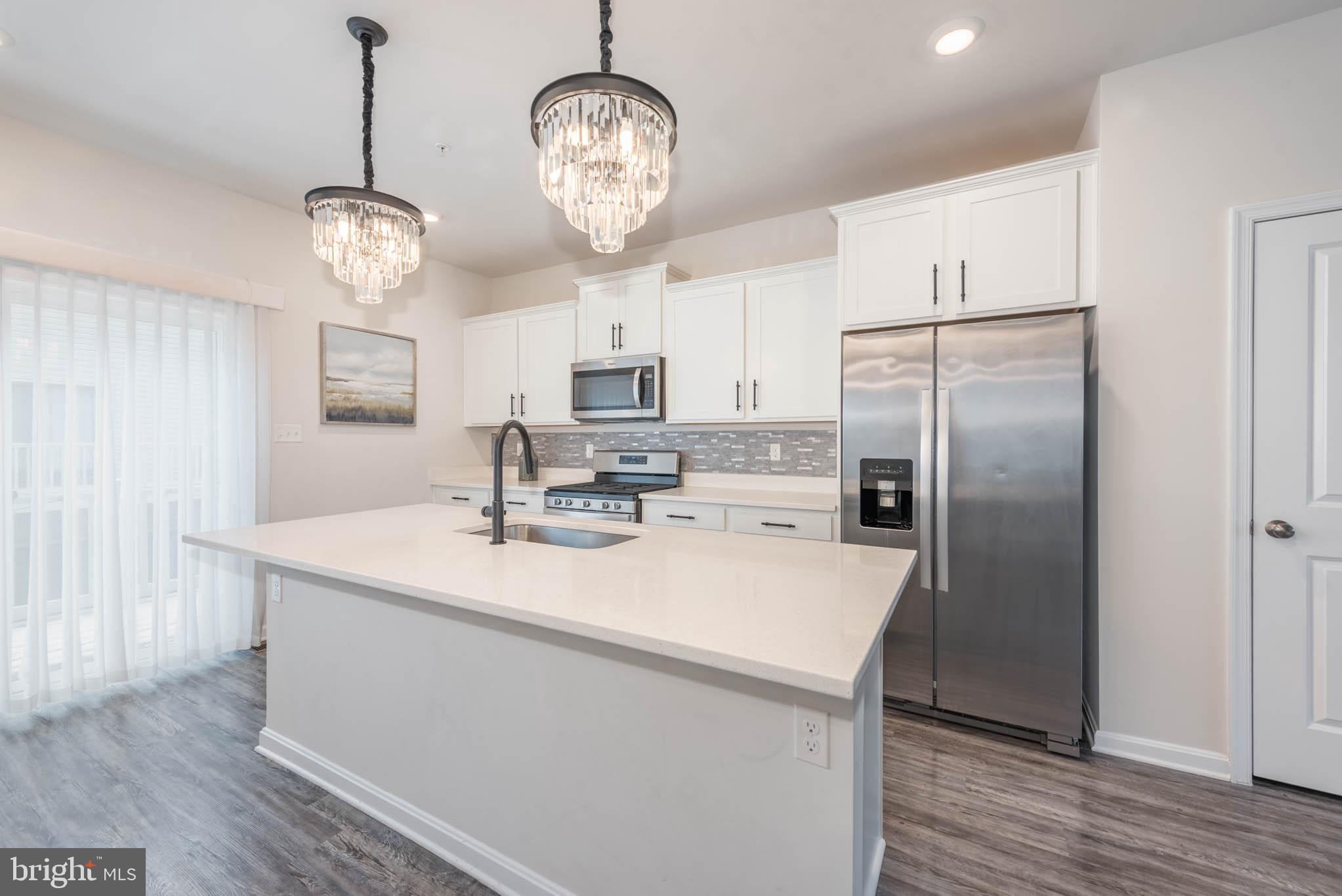 MEDFIELD - Residential