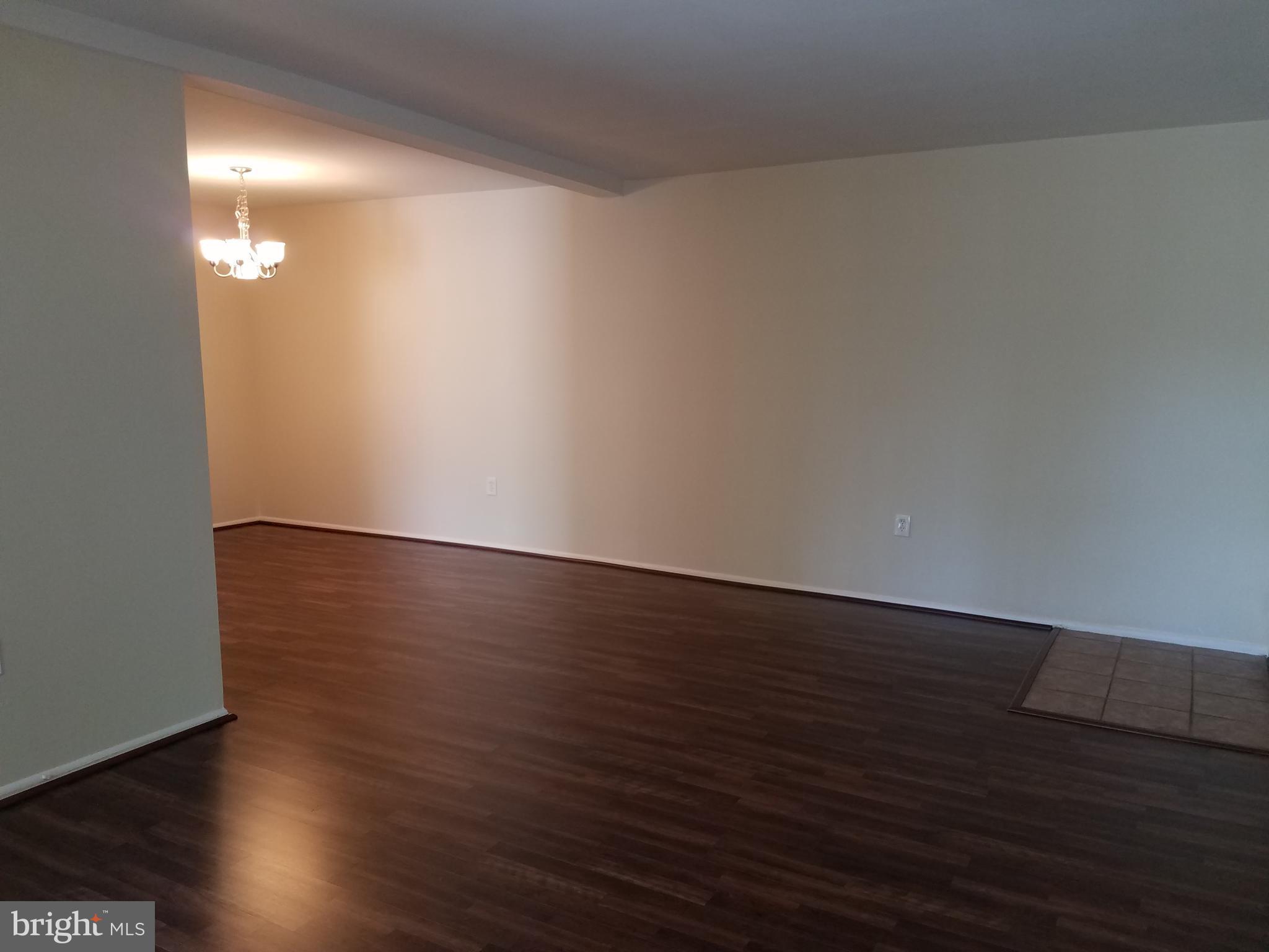 WOODBURN VILLAGE - Residential Lease