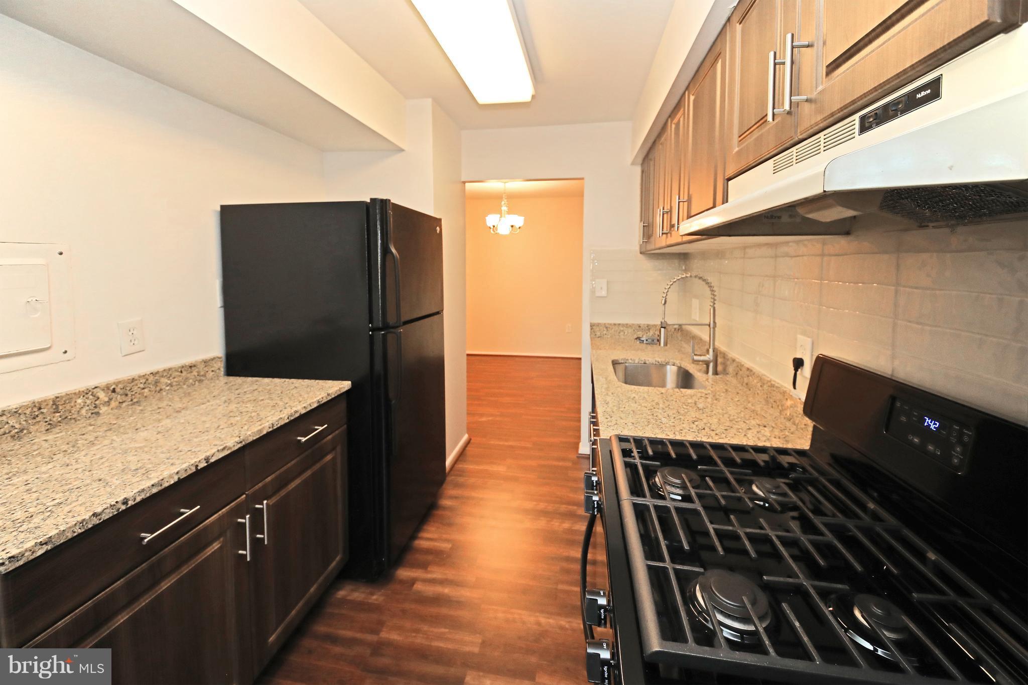 WOODBURN VILLAGE - Residential Lease