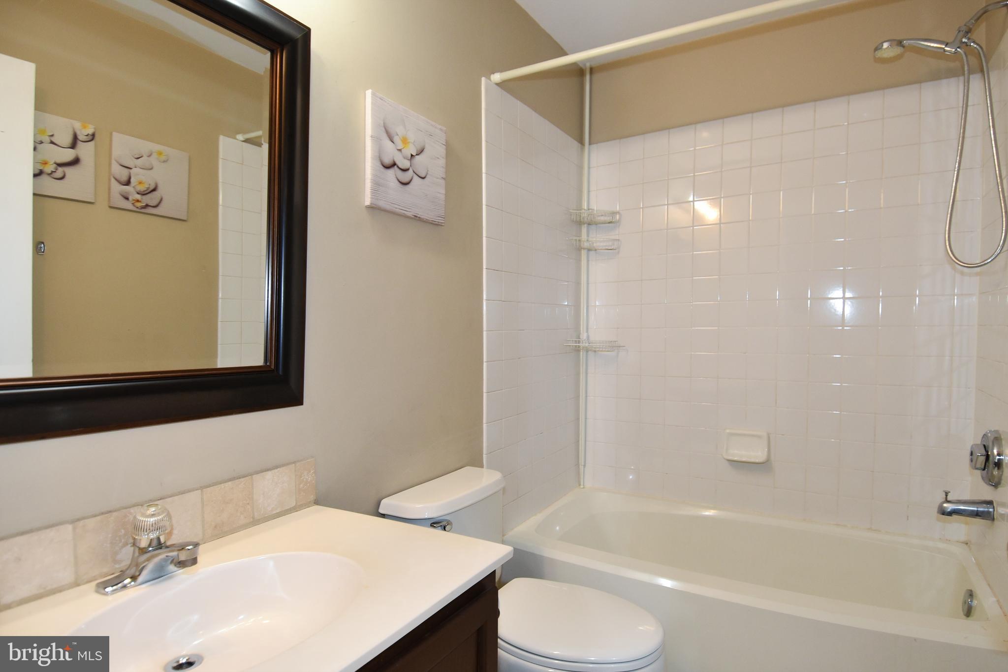 EXETER - Residential