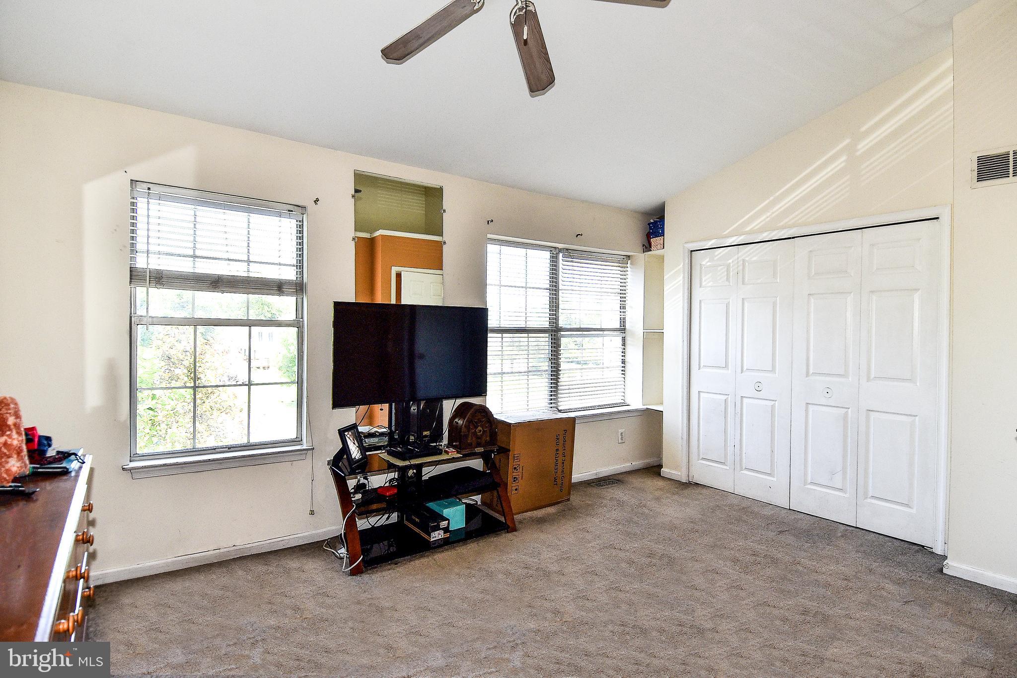 EXETER - Residential