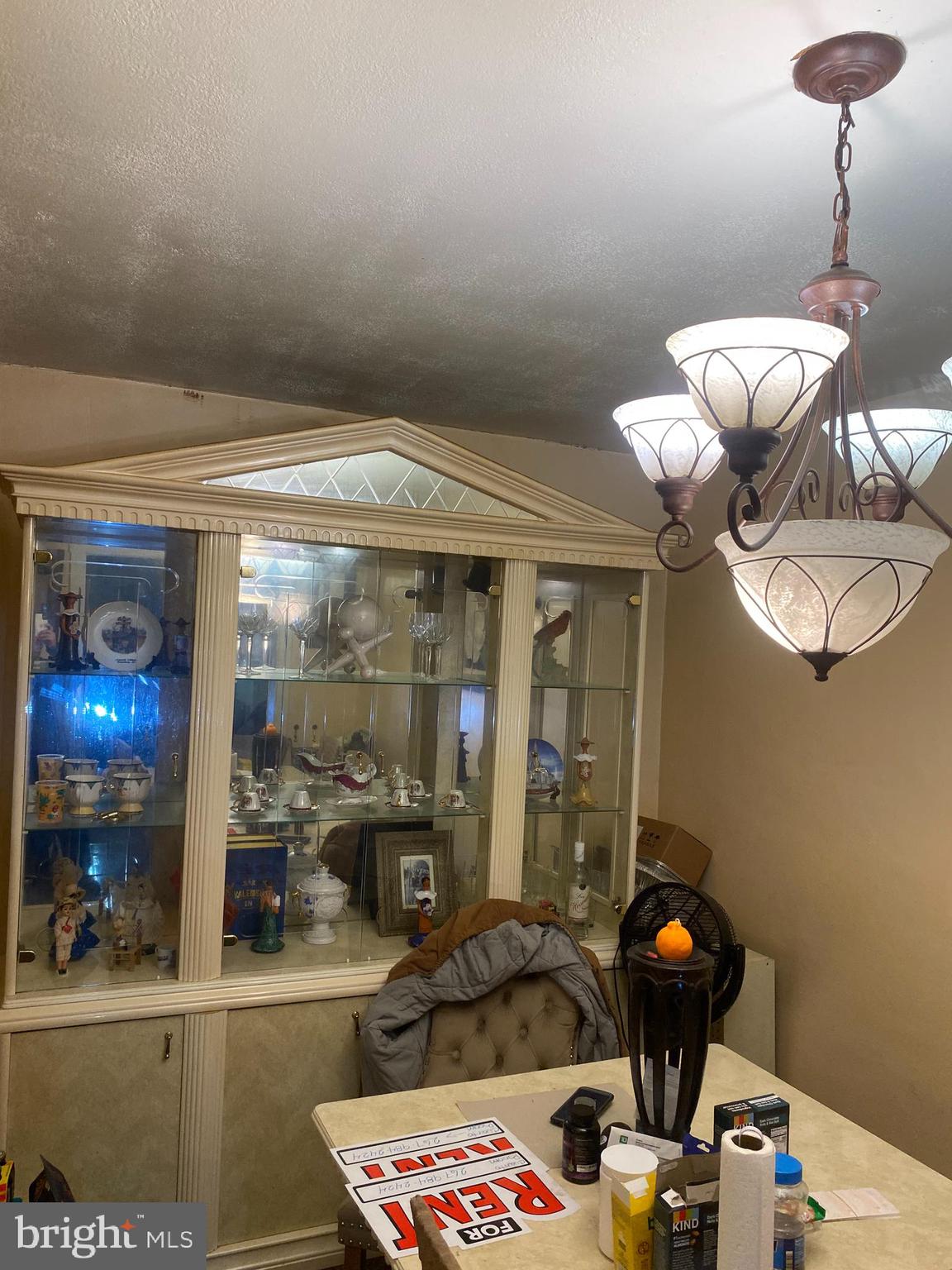 FELTONVILLE - Residential Income