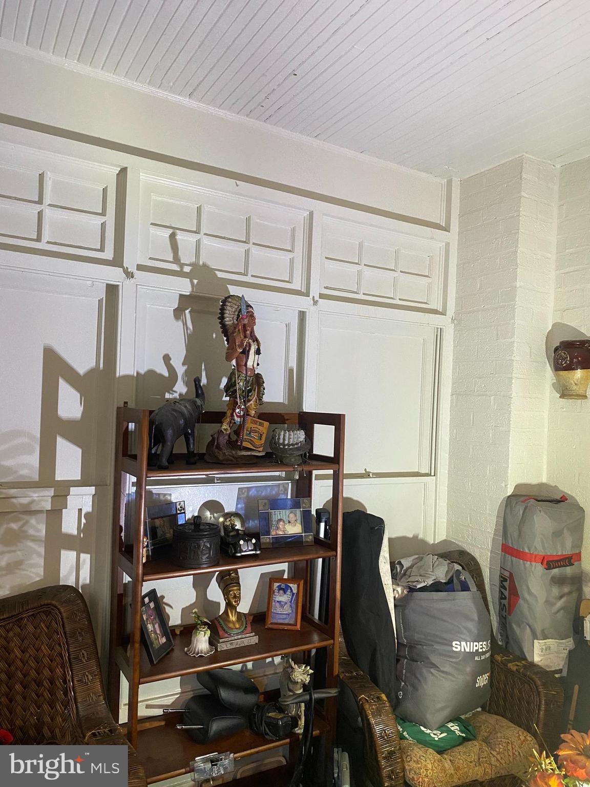 FELTONVILLE - Residential Income