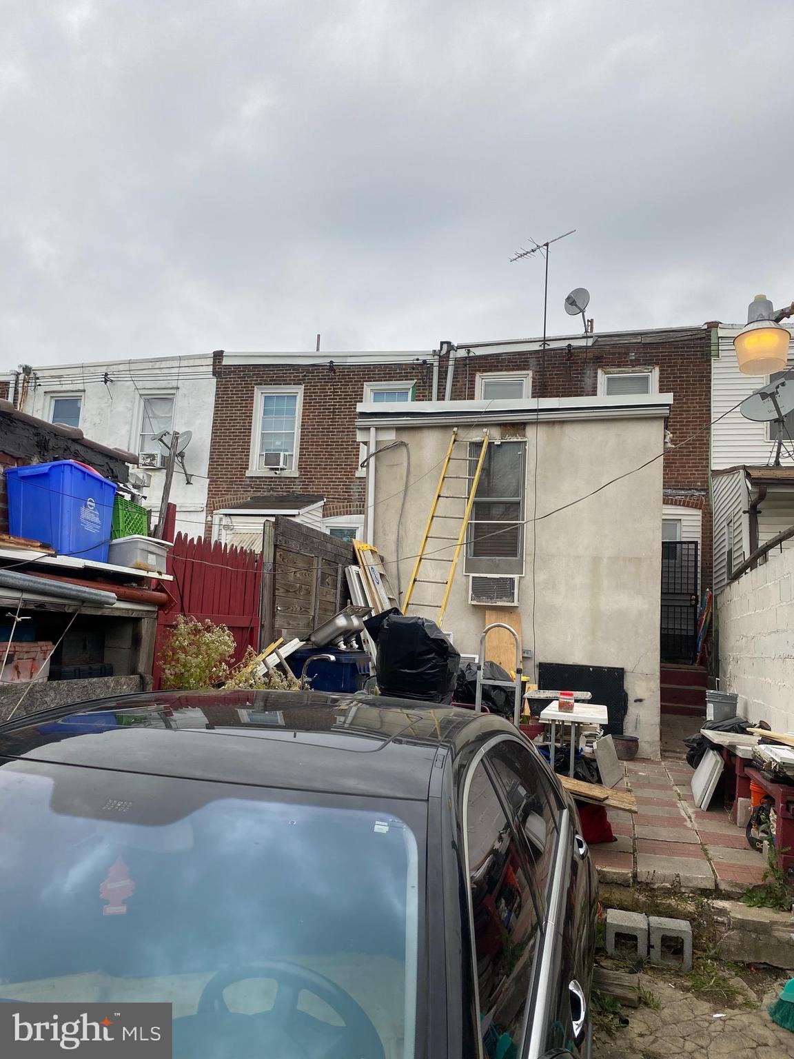 FELTONVILLE - Residential Income