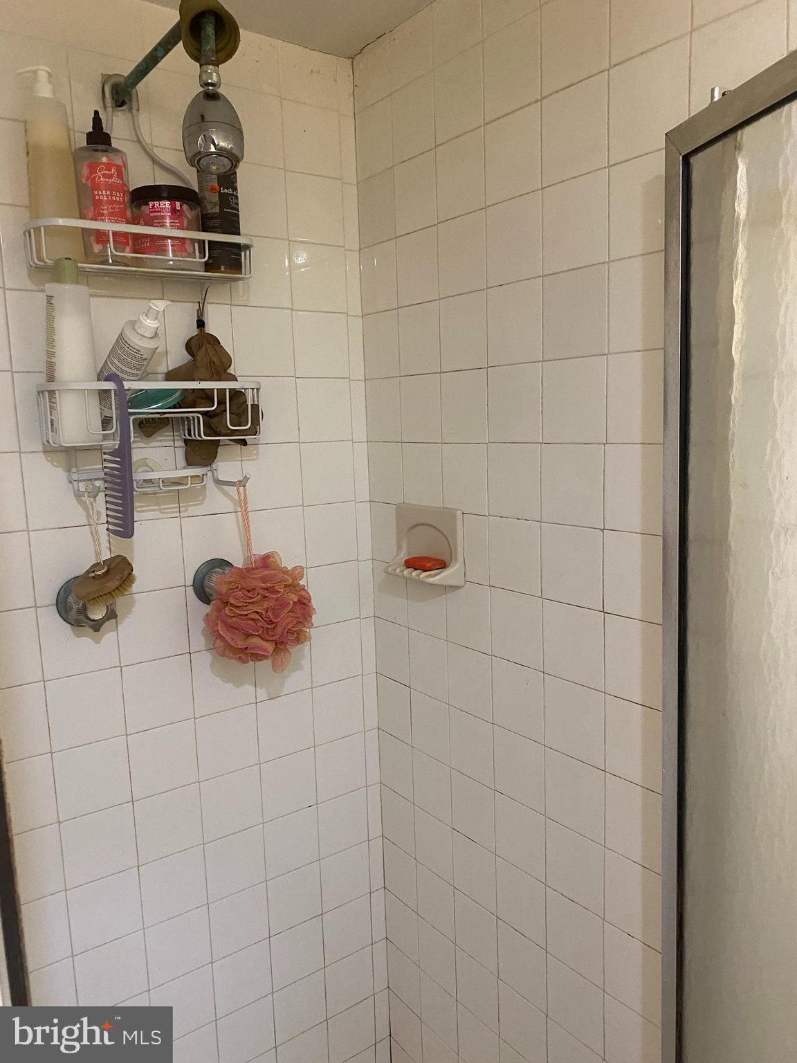 FELTONVILLE - Residential Income