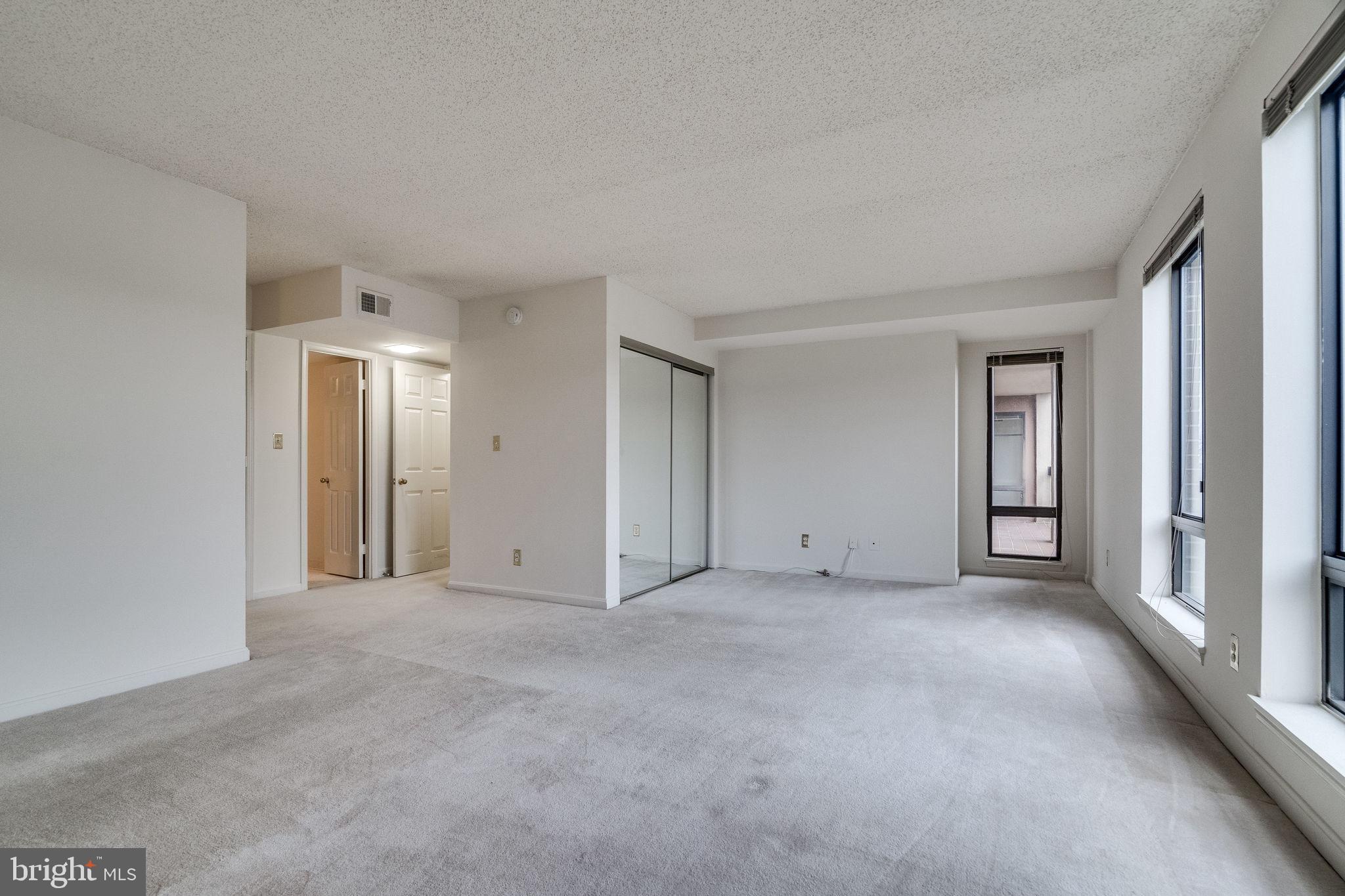 THE PLAZA - Residential Lease