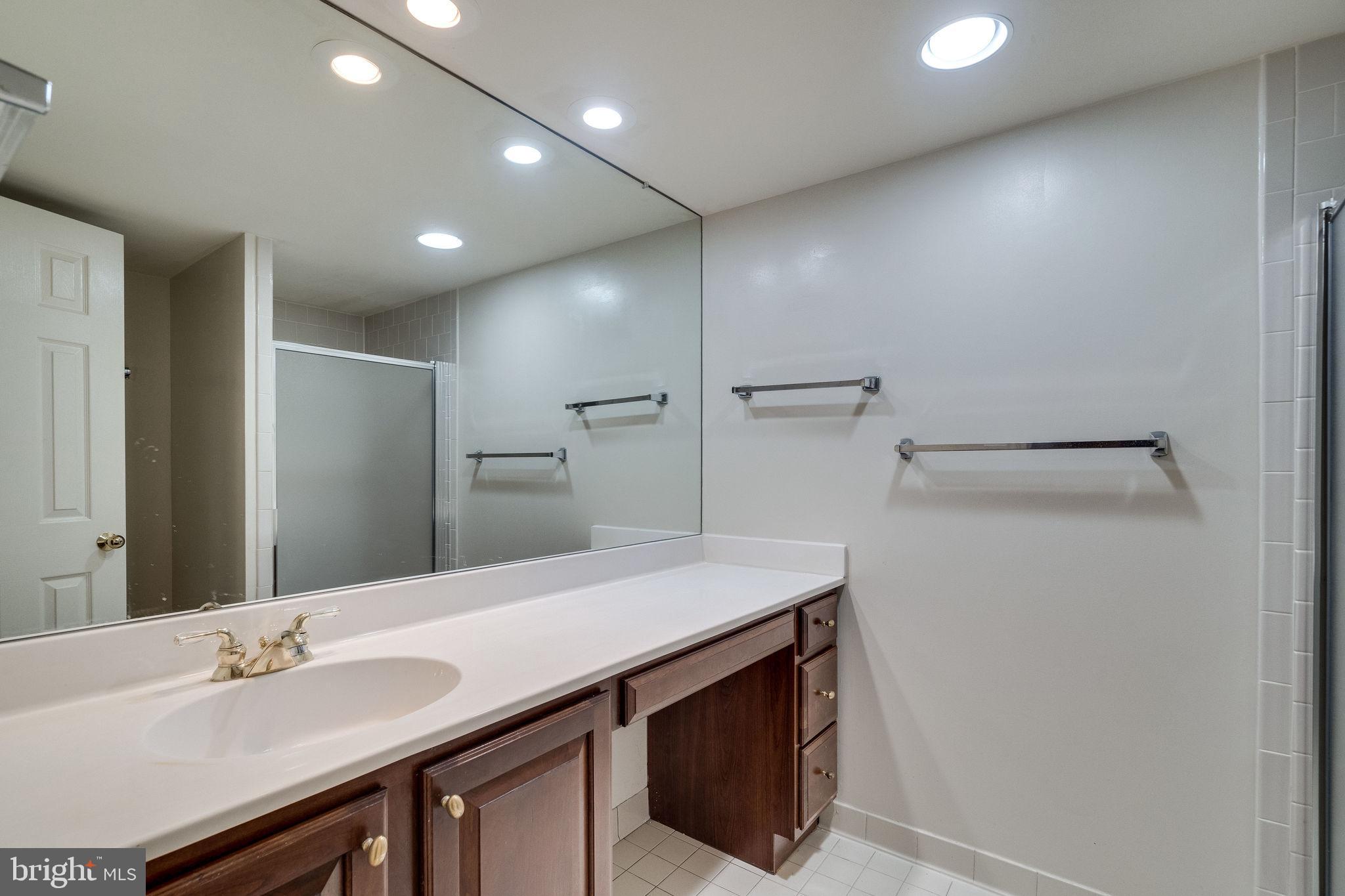 THE PLAZA - Residential Lease