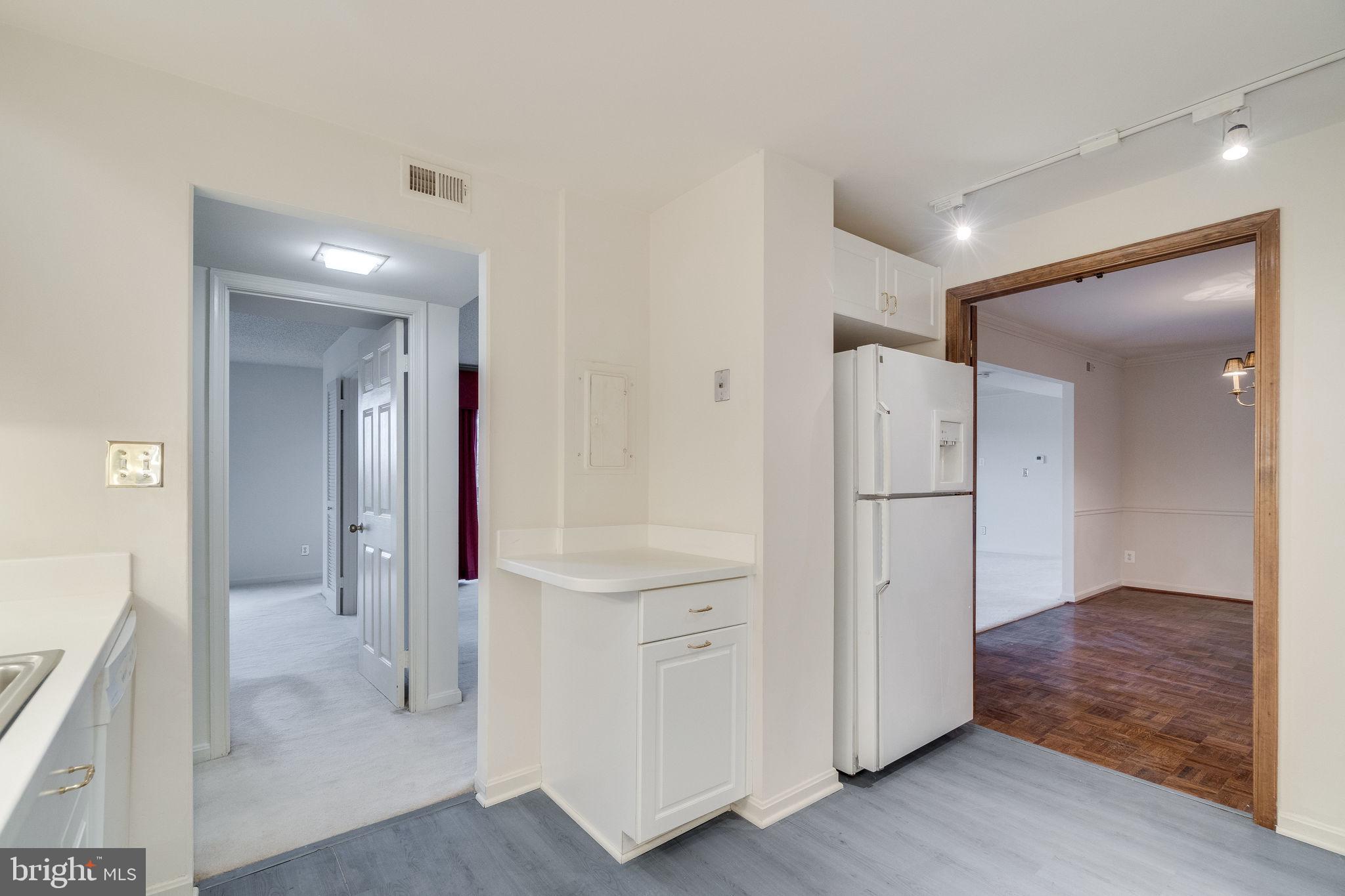 THE PLAZA - Residential Lease