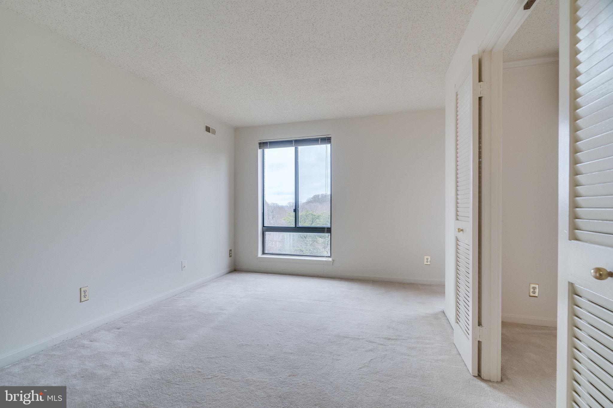 THE PLAZA - Residential Lease