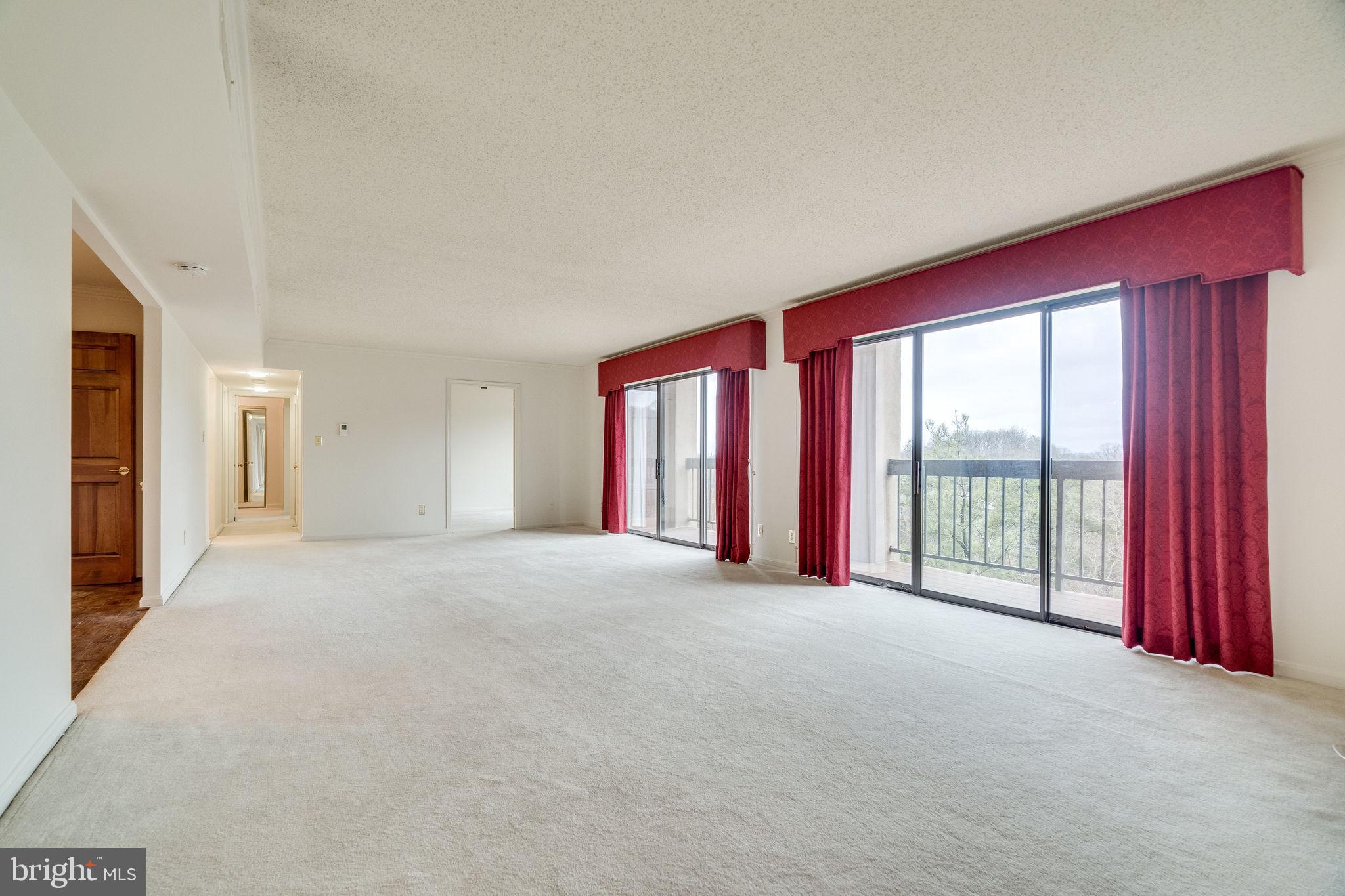 THE PLAZA - Residential Lease