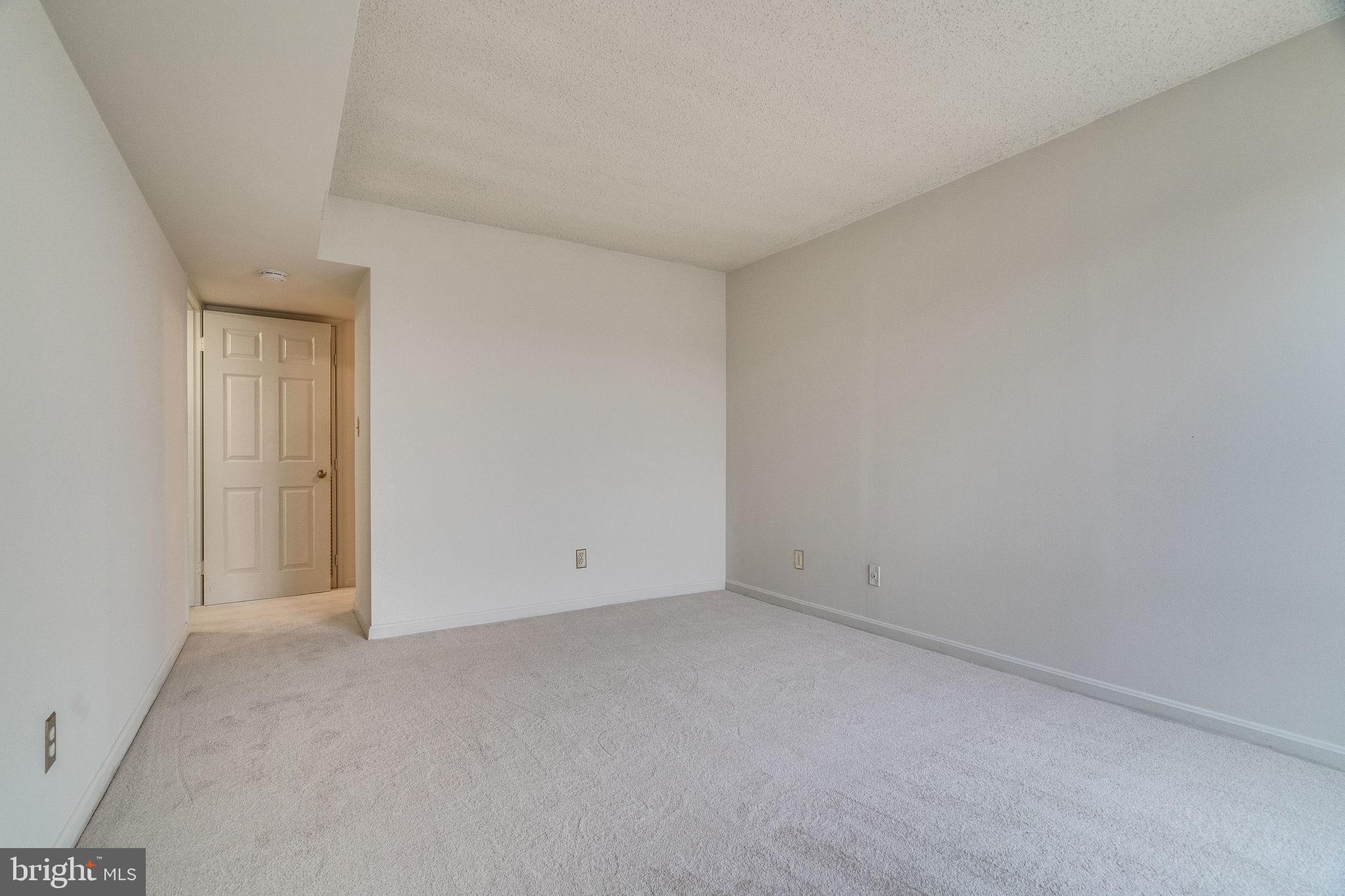 THE PLAZA - Residential Lease