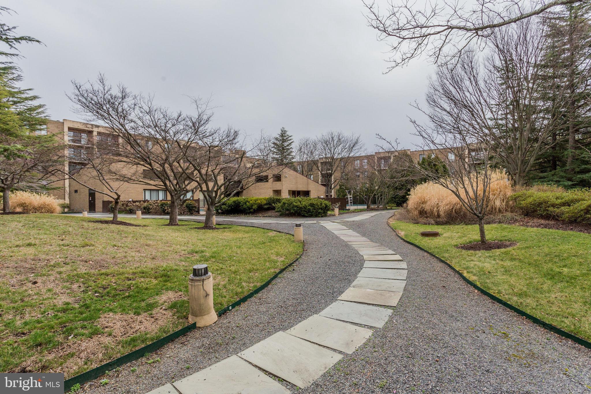 THE PLAZA - Residential Lease