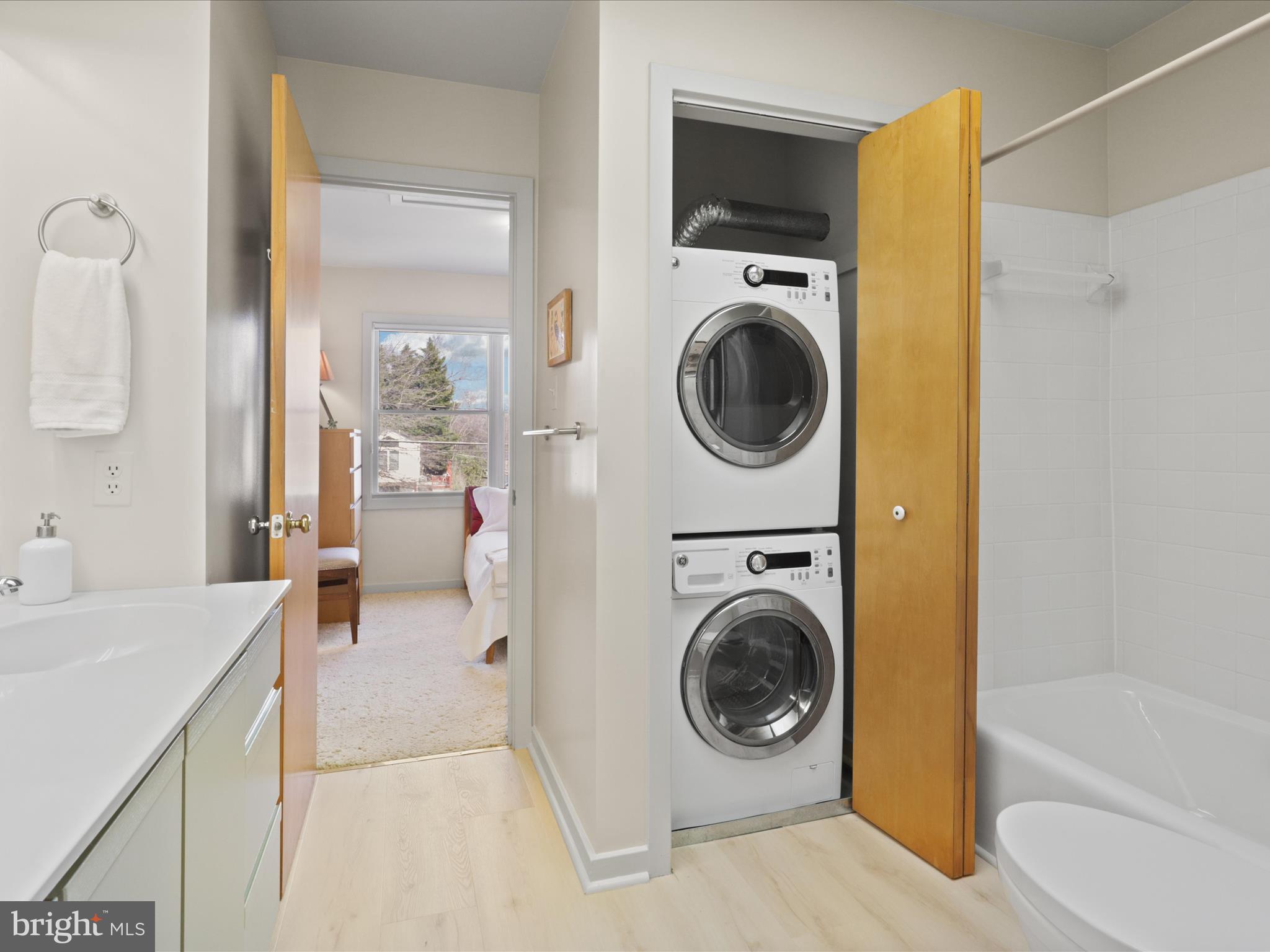 WAVERLY HILLS - Residential