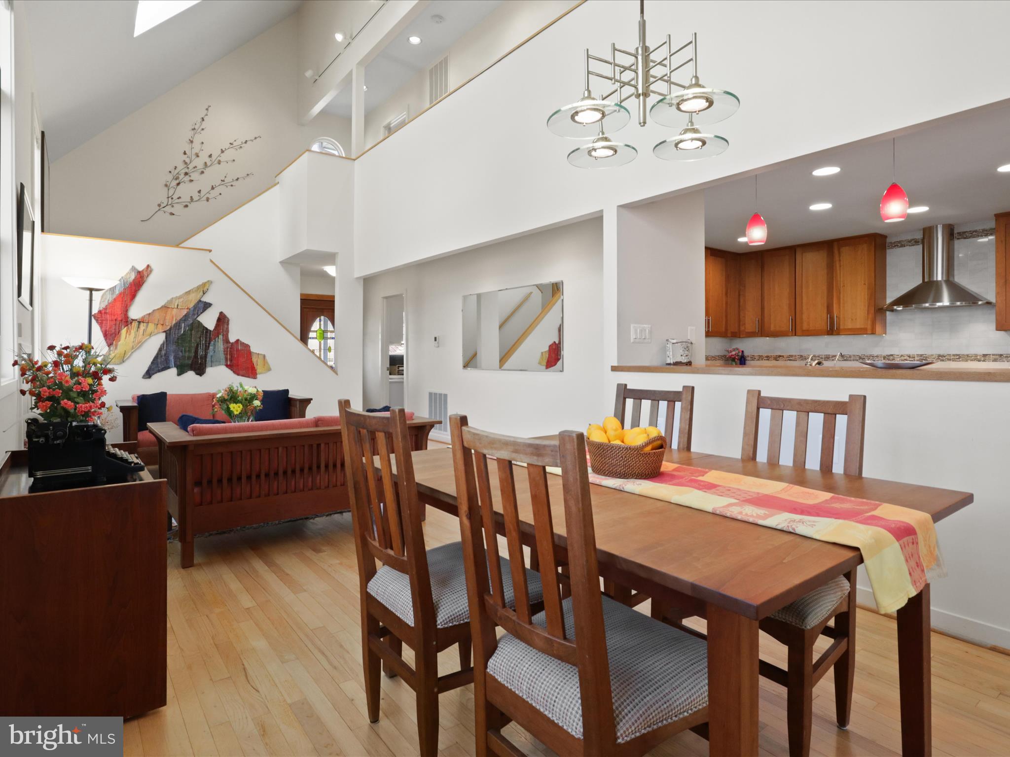 WAVERLY HILLS - Residential