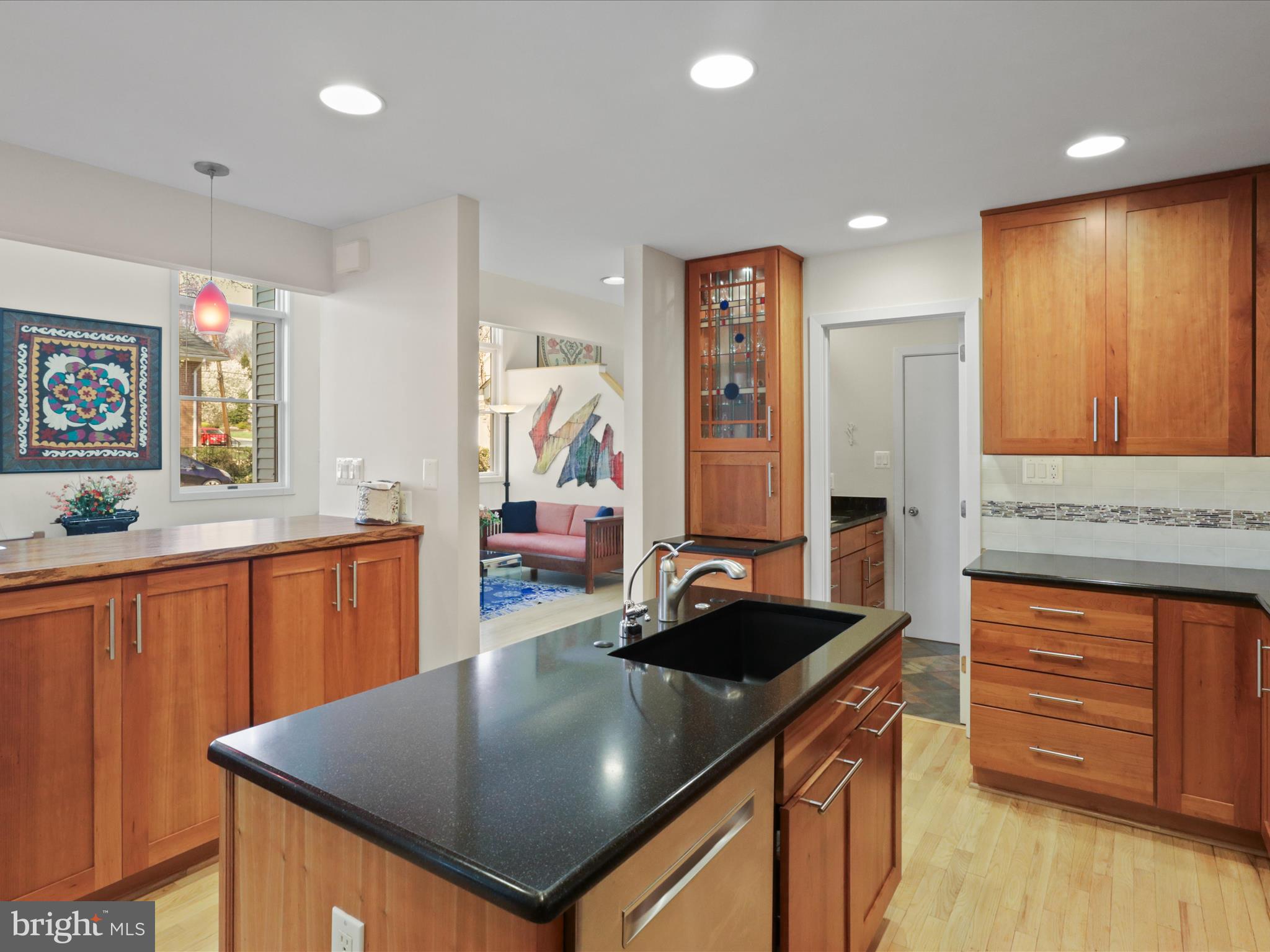 WAVERLY HILLS - Residential