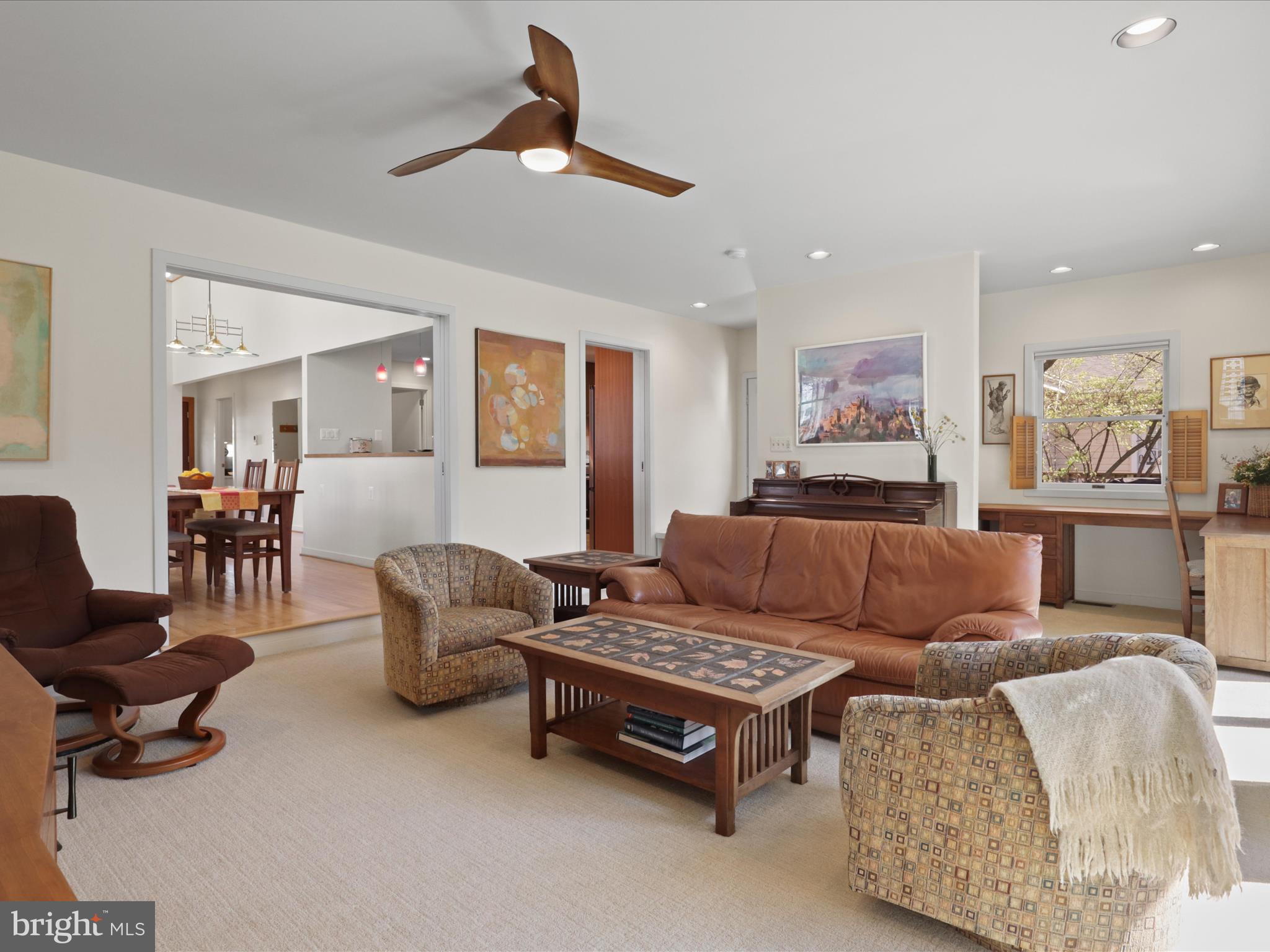 WAVERLY HILLS - Residential