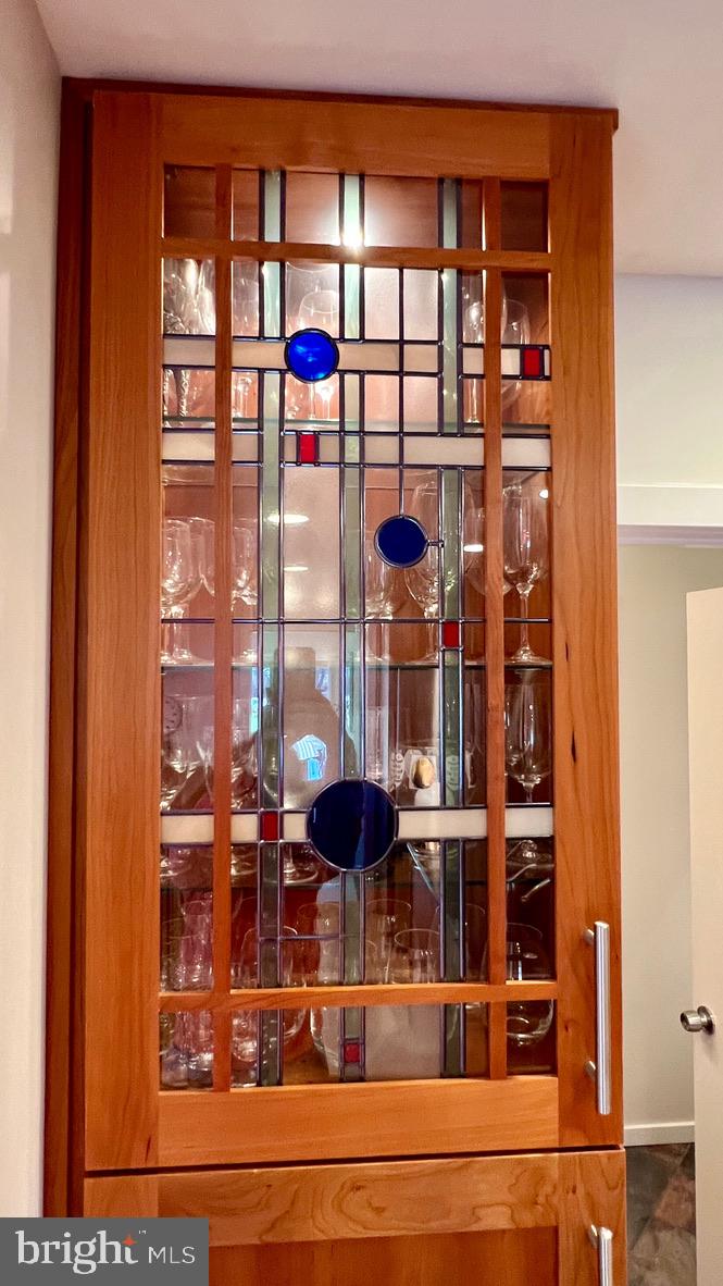 WAVERLY HILLS - Residential