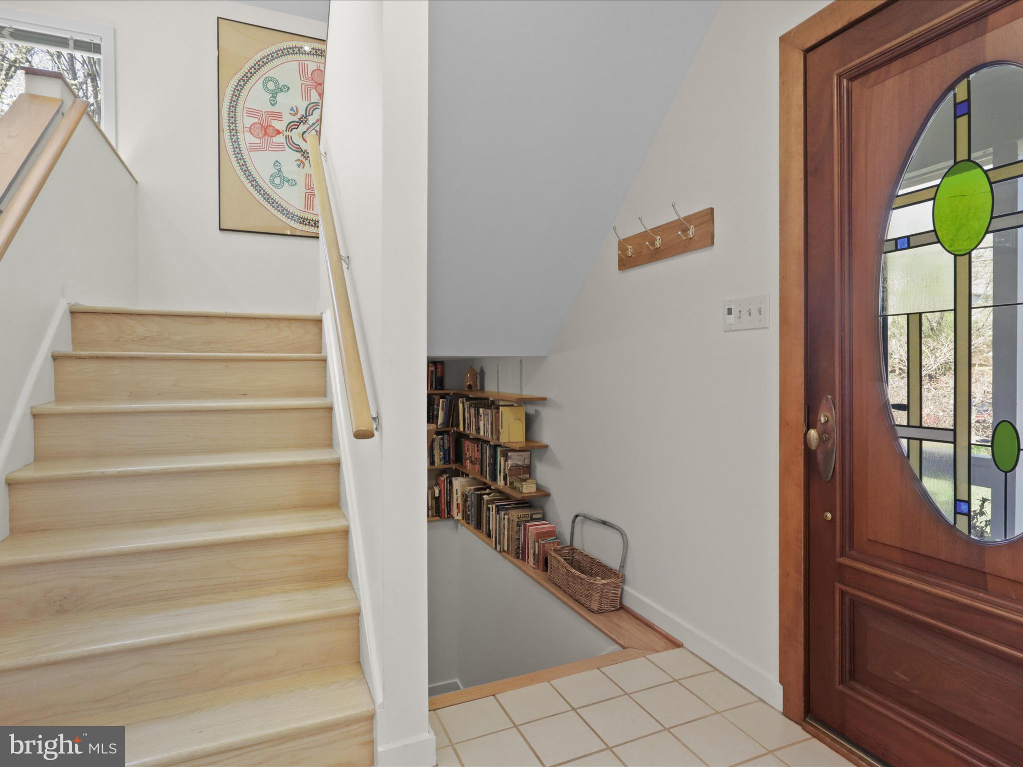 WAVERLY HILLS - Residential