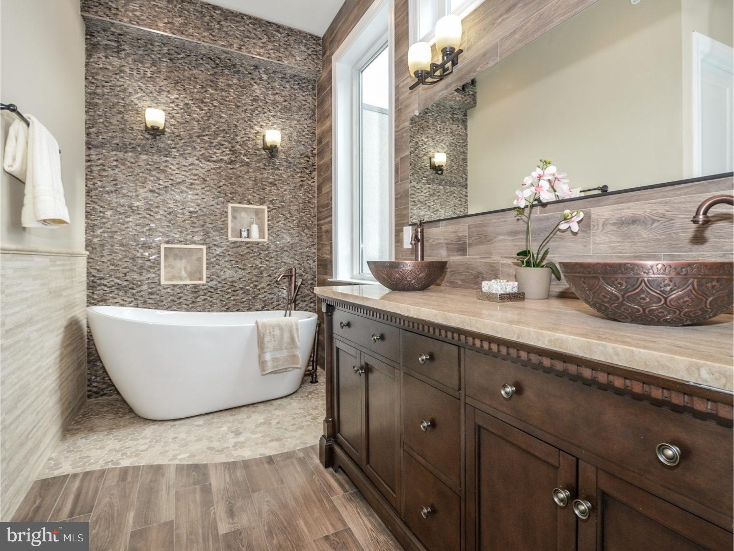 NORTHERN LIBERTIES - Residential Lease