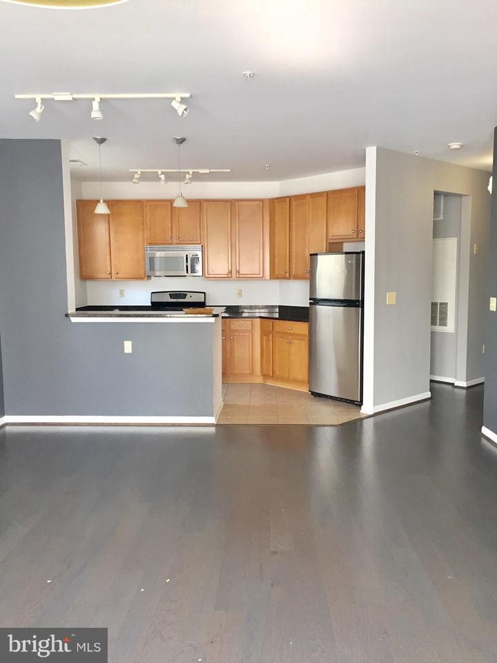 HALSTEAD AT THE METRO - Residential Lease