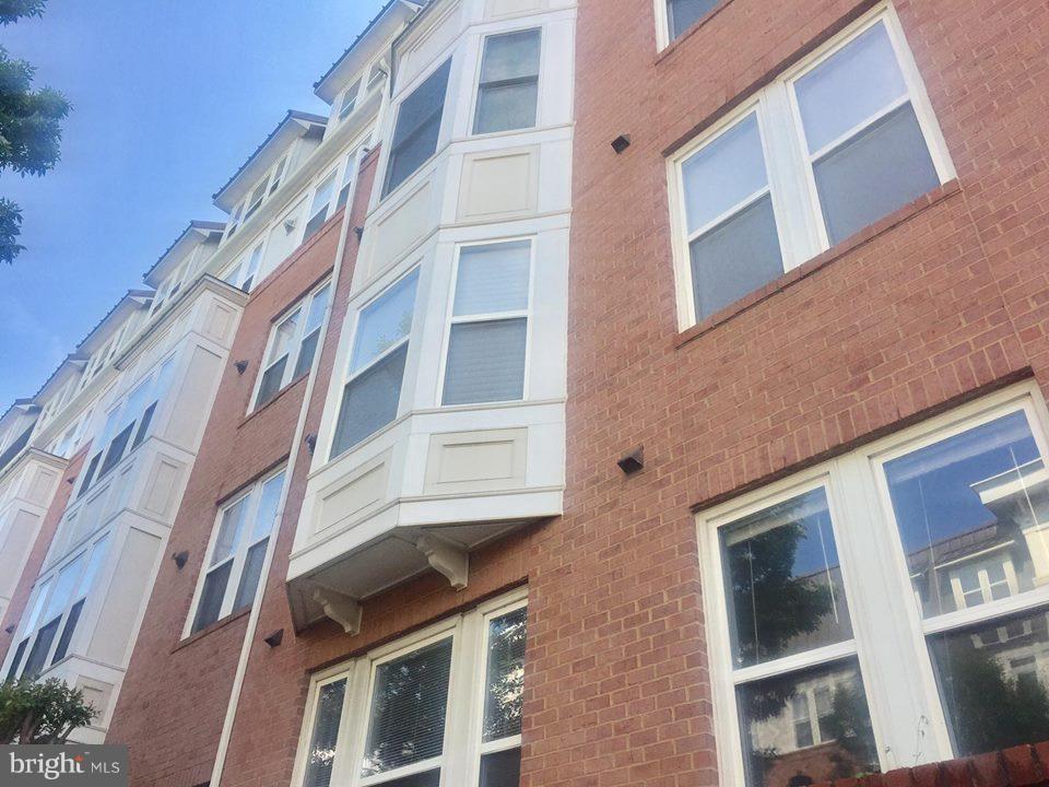 HALSTEAD AT THE METRO - Residential Lease