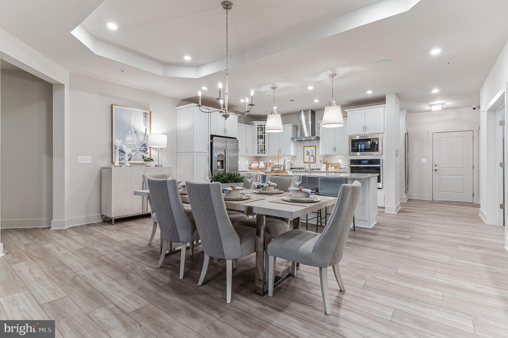 FOUR SEASONS AT KENT ISLAND - Residential