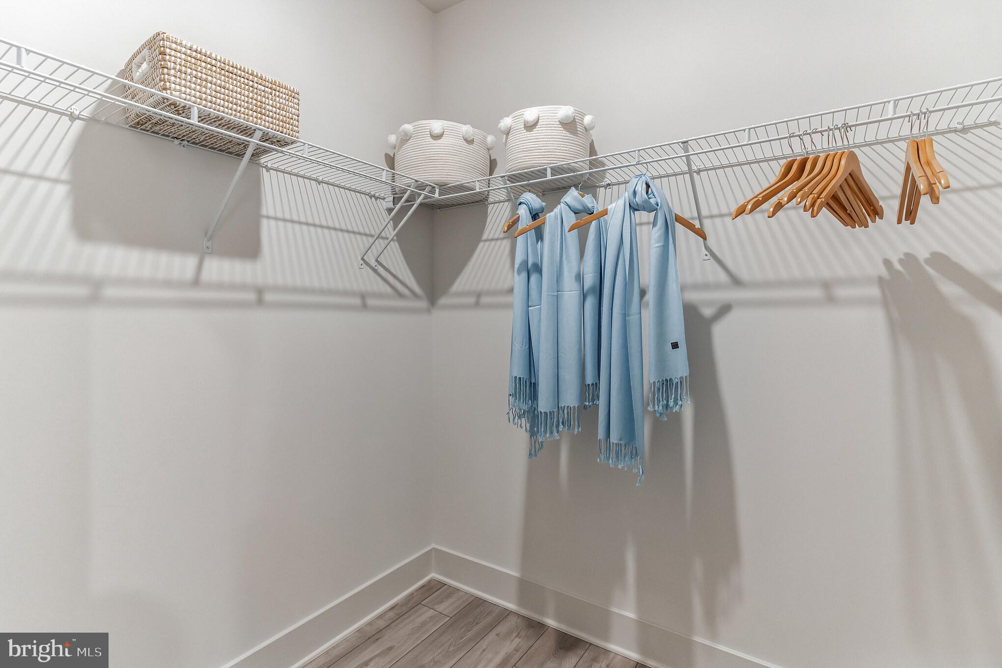 FOUR SEASONS AT KENT ISLAND - Residential