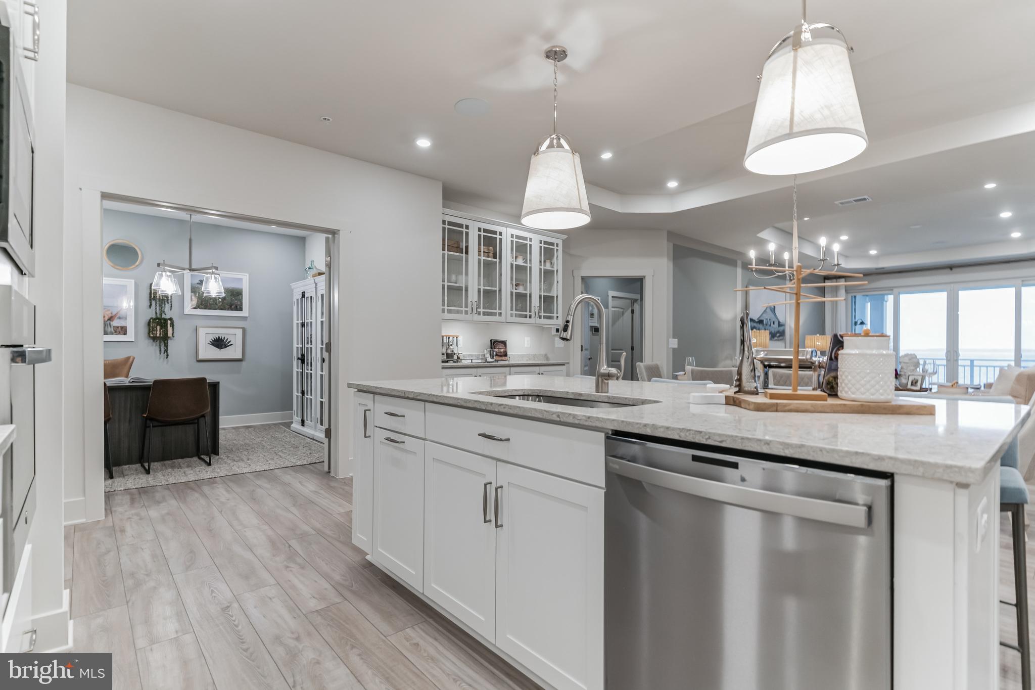 FOUR SEASONS AT KENT ISLAND - Residential